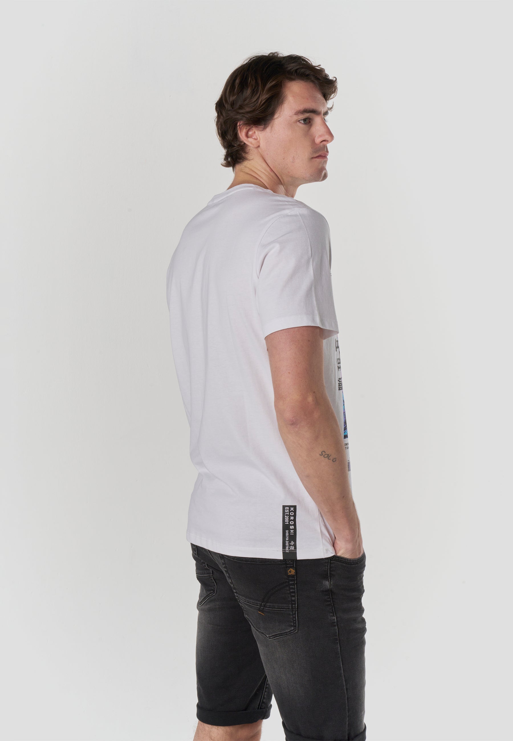 Camiseta Hombre Manga Corta Estampado Japan Neon Blanca – Koroshi