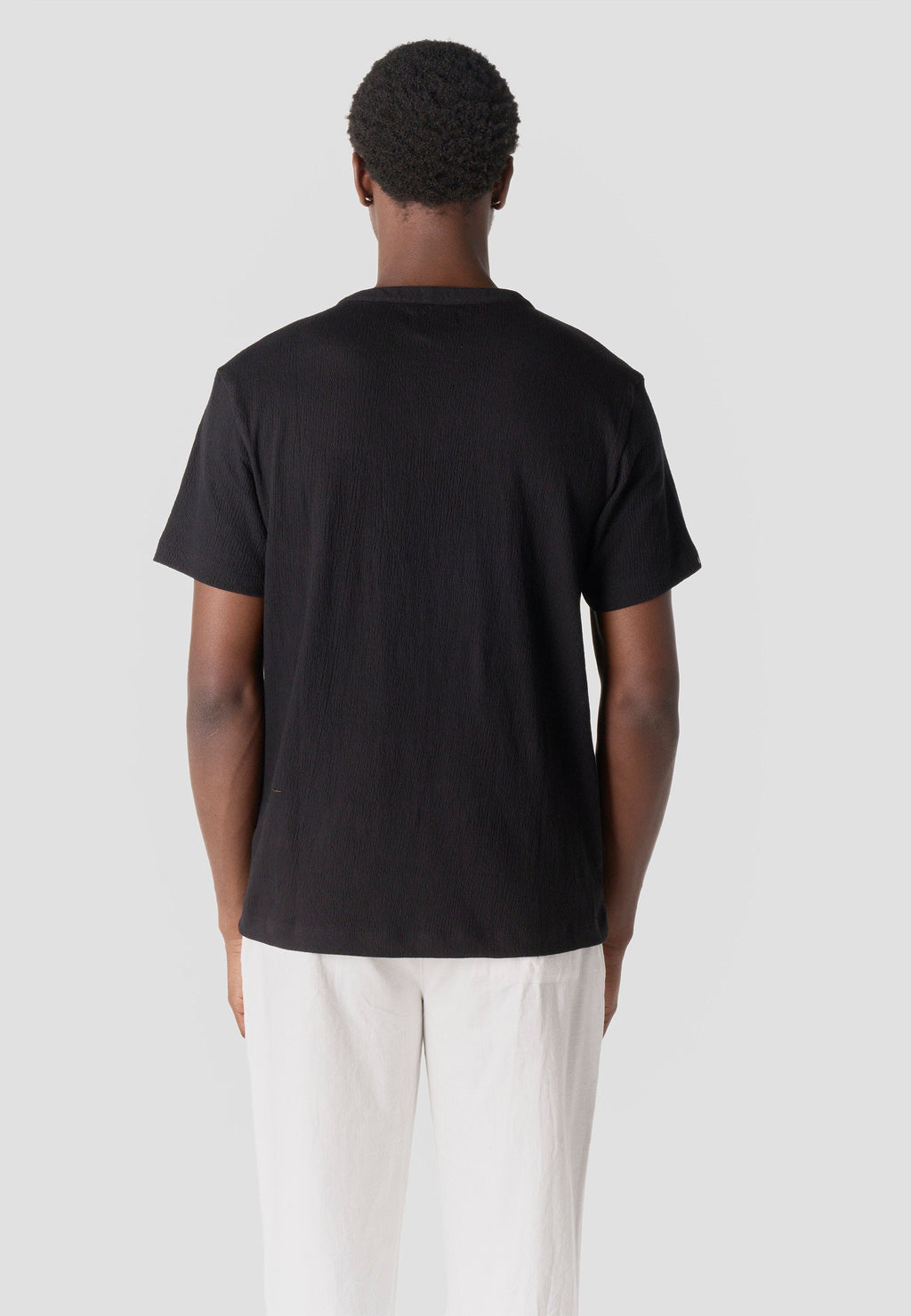 Camiseta Hombre Manga Corta Texturizada Cuello Abertura – Koroshi 2611MC65