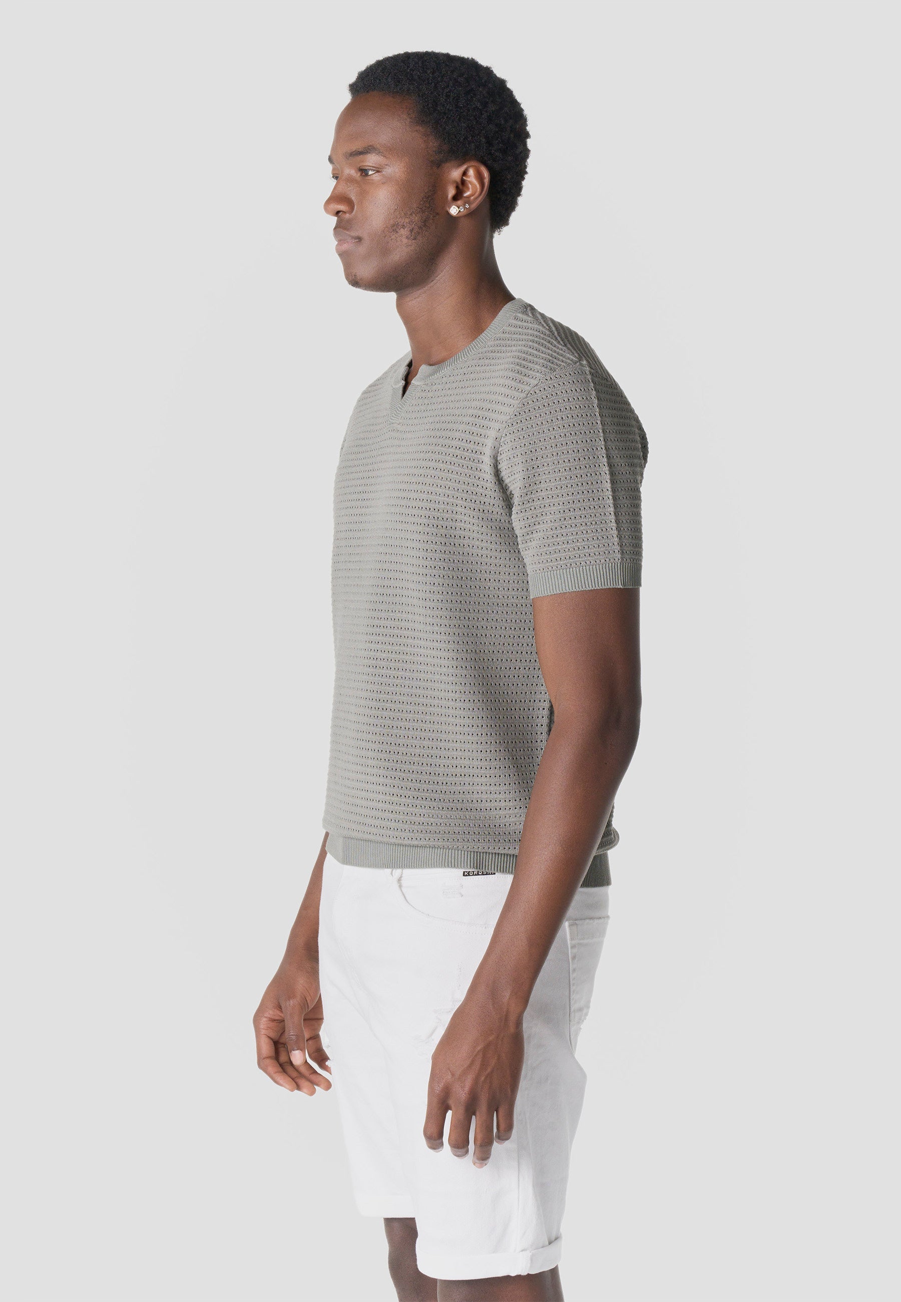 Camiseta Hombre Manga Corta Henley Tricot Kaki – Koroshi