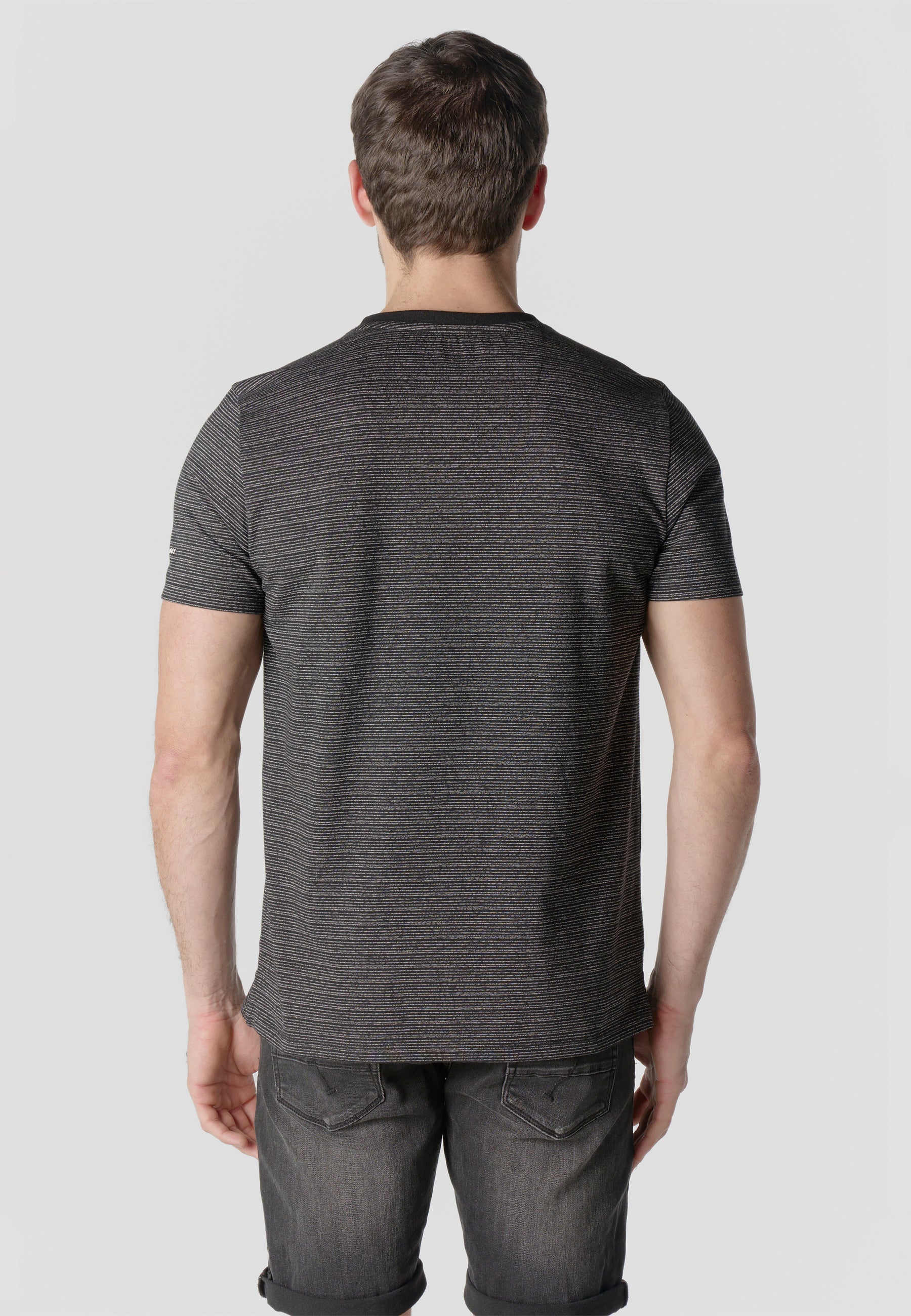 Camiseta Hombre Manga Corta Henley Jaspeada Print Koroshi Negra – Koroshi