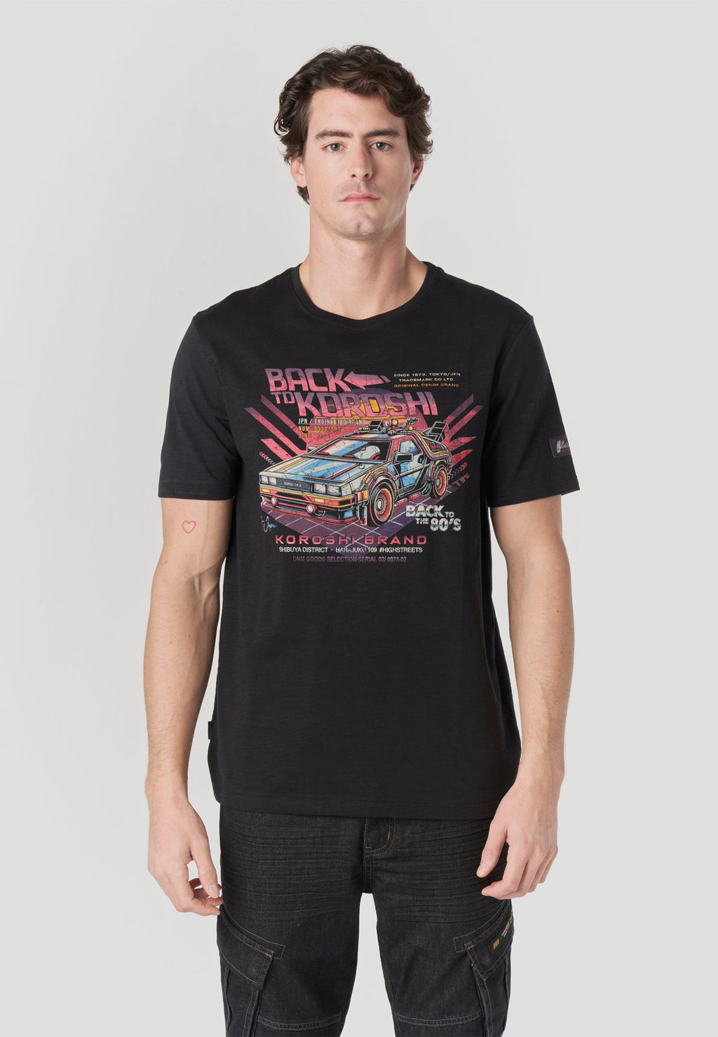 Camiseta Hombre Manga Corta Print Retro 80s Negra – Koroshi