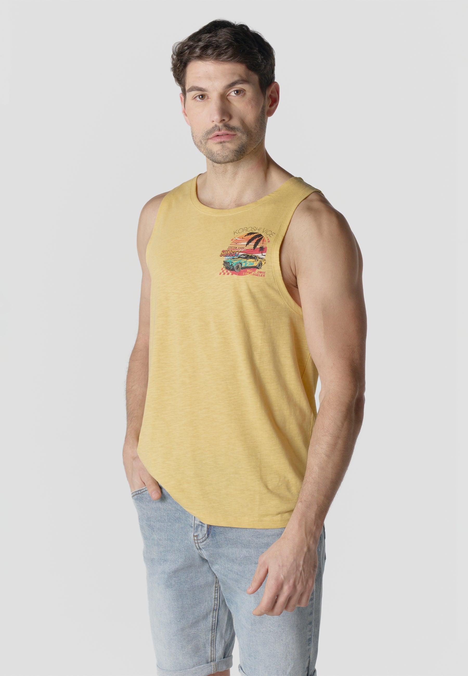 Camiseta Sin Mangas Estampada Amarilla Hombre | KOROSHI