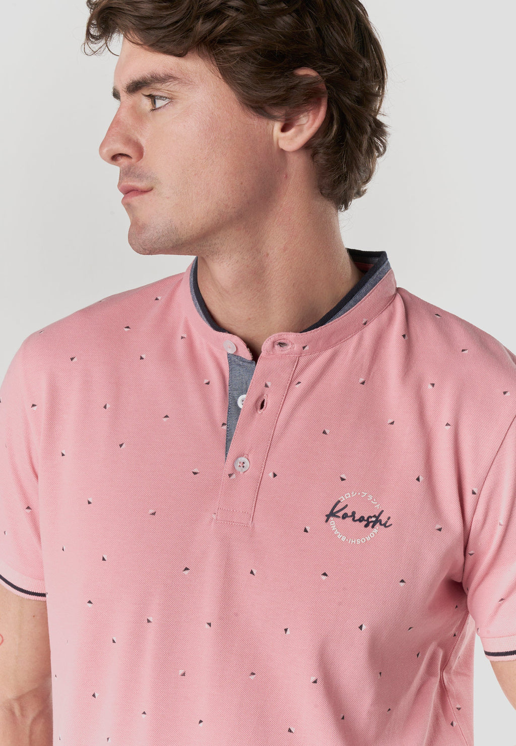 Polo Hombre Manga Corta Cuello Mao Micro Estampado – Koroshi 2611PC23
