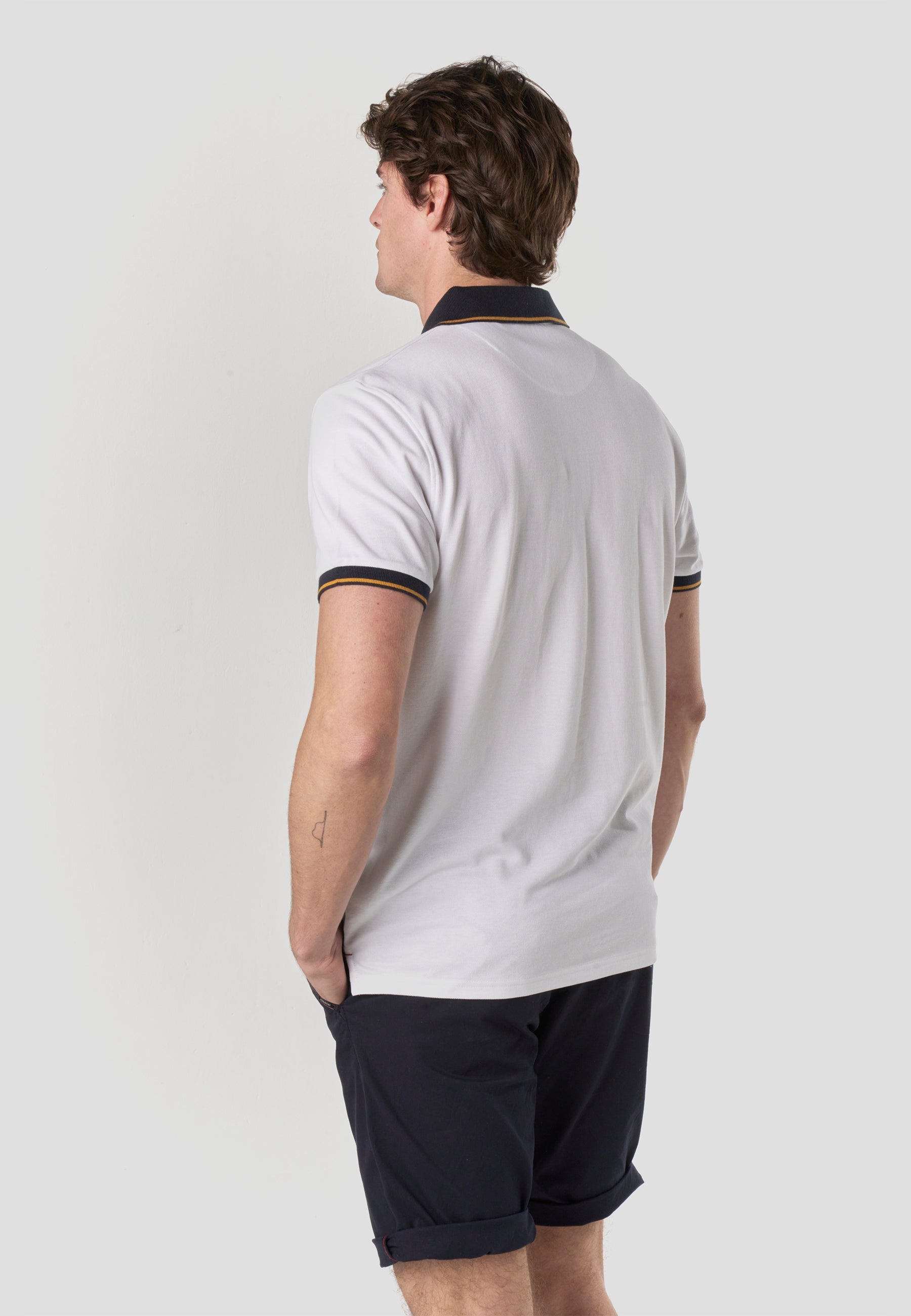 Polo Hombre Manga Corta Color Block Náutico – Koroshi 2611PC24
