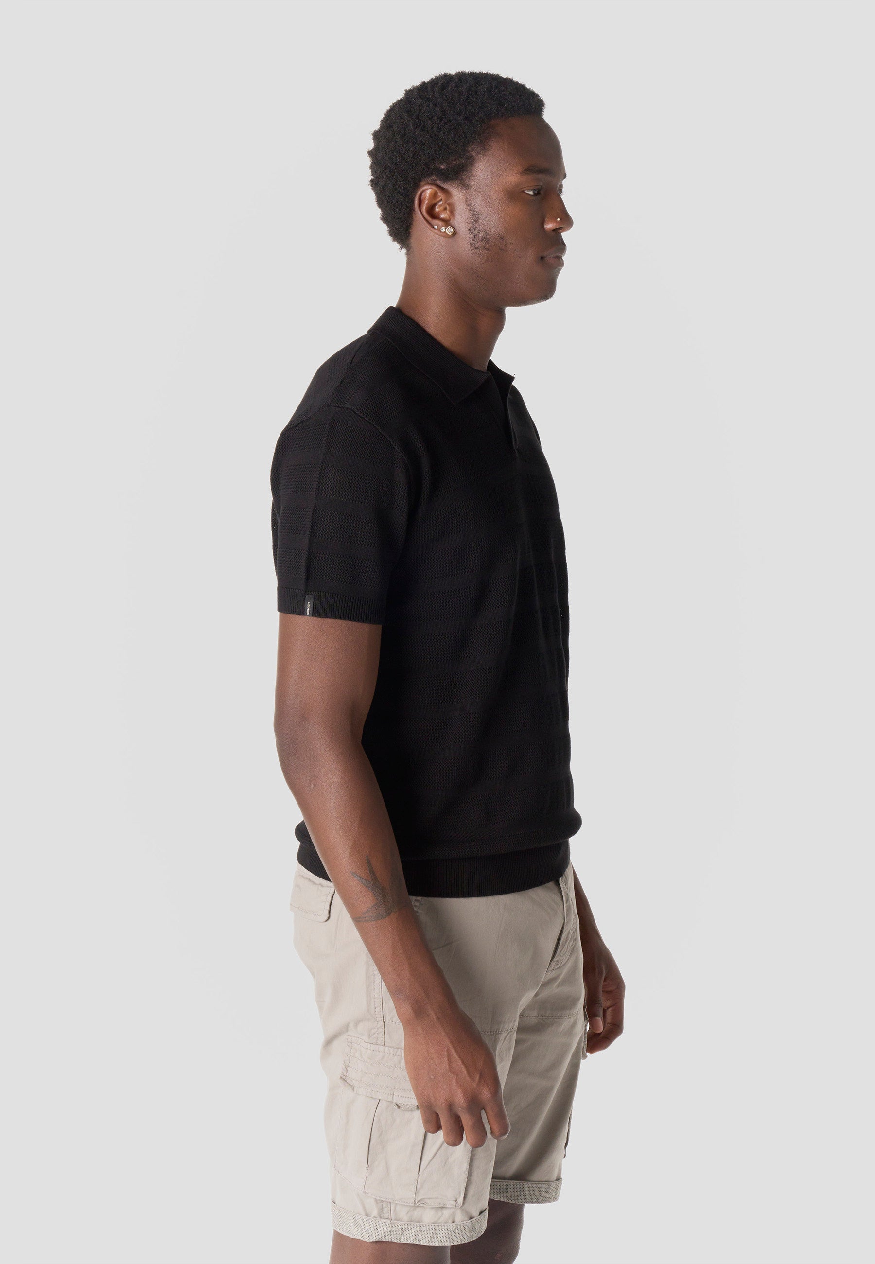 Polo Hombre Manga Corta Punto Calado Rayas Cuello Abierto – Koroshi 2611PC41