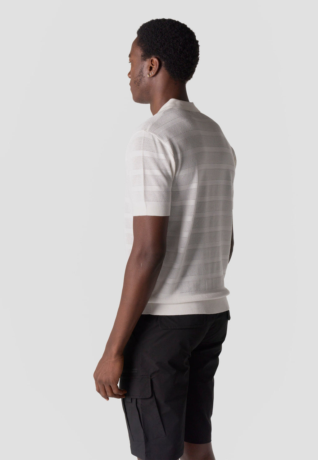 Polo Hombre Manga Corta Punto Calado Rayas Cuello Abierto – Koroshi 2611PC41