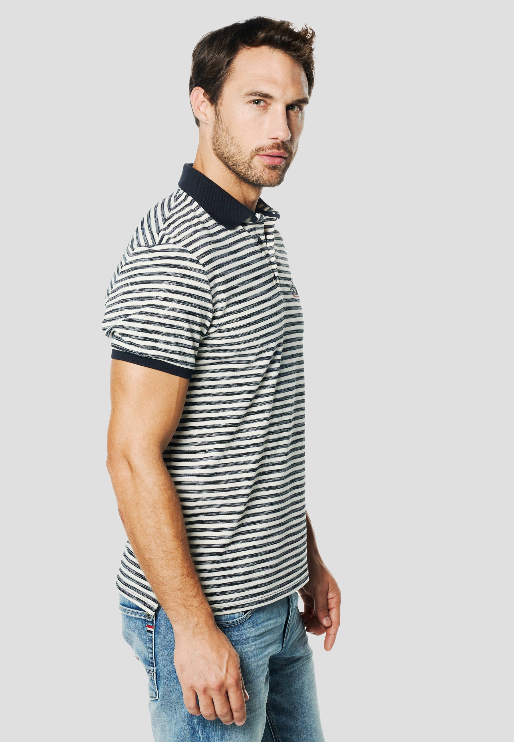 Polo Hombre Manga Corta Rayas Cuello Contraste Navy – Koroshi
