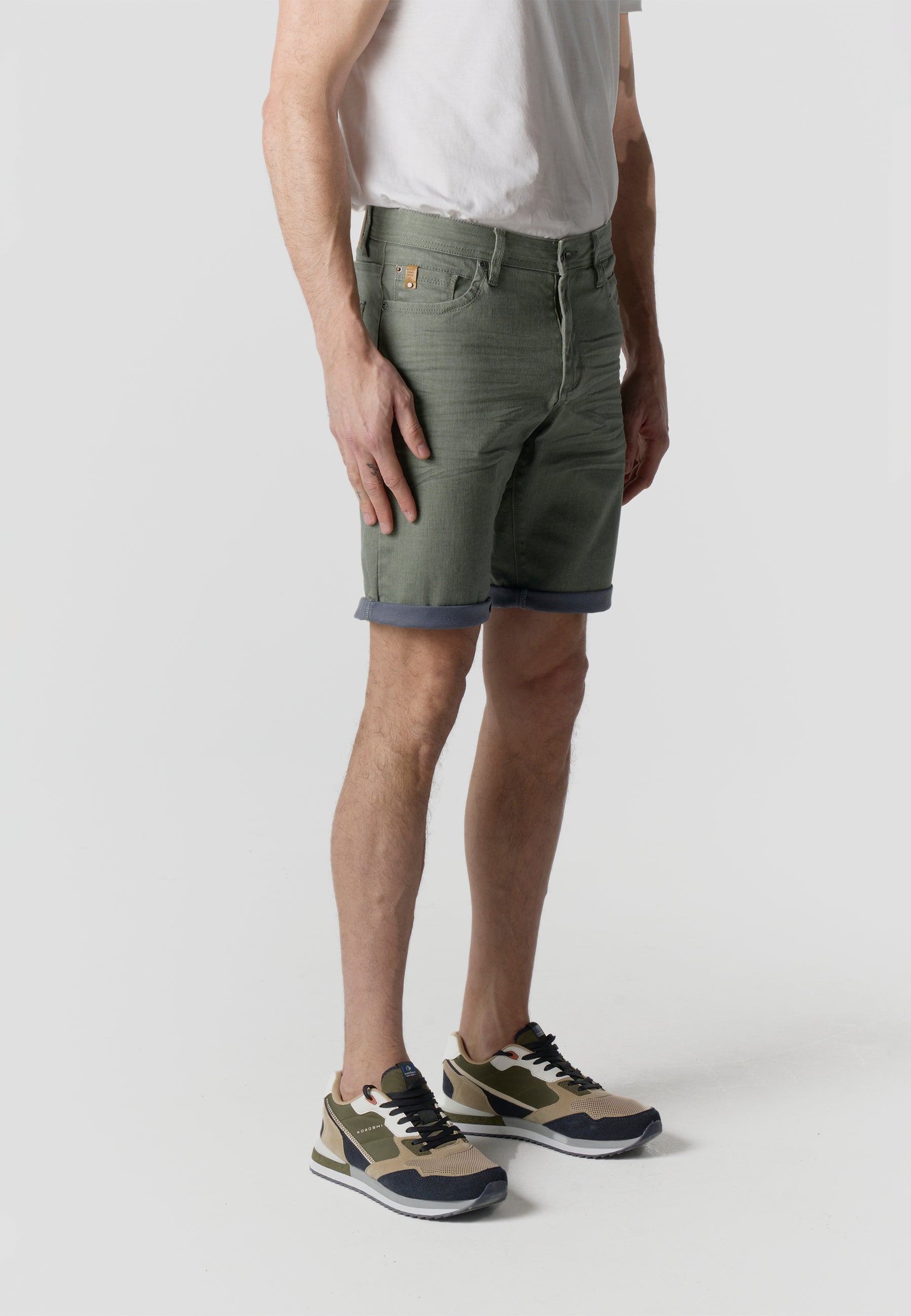 Bermuda Hombre Algodón Coated Regular – Koroshi 2611PS02