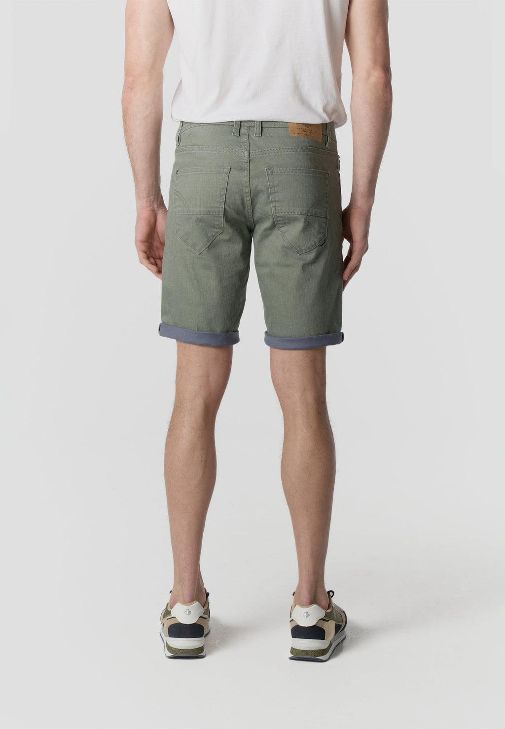 Bermuda Hombre Algodón Coated Regular – Koroshi 2611PS02