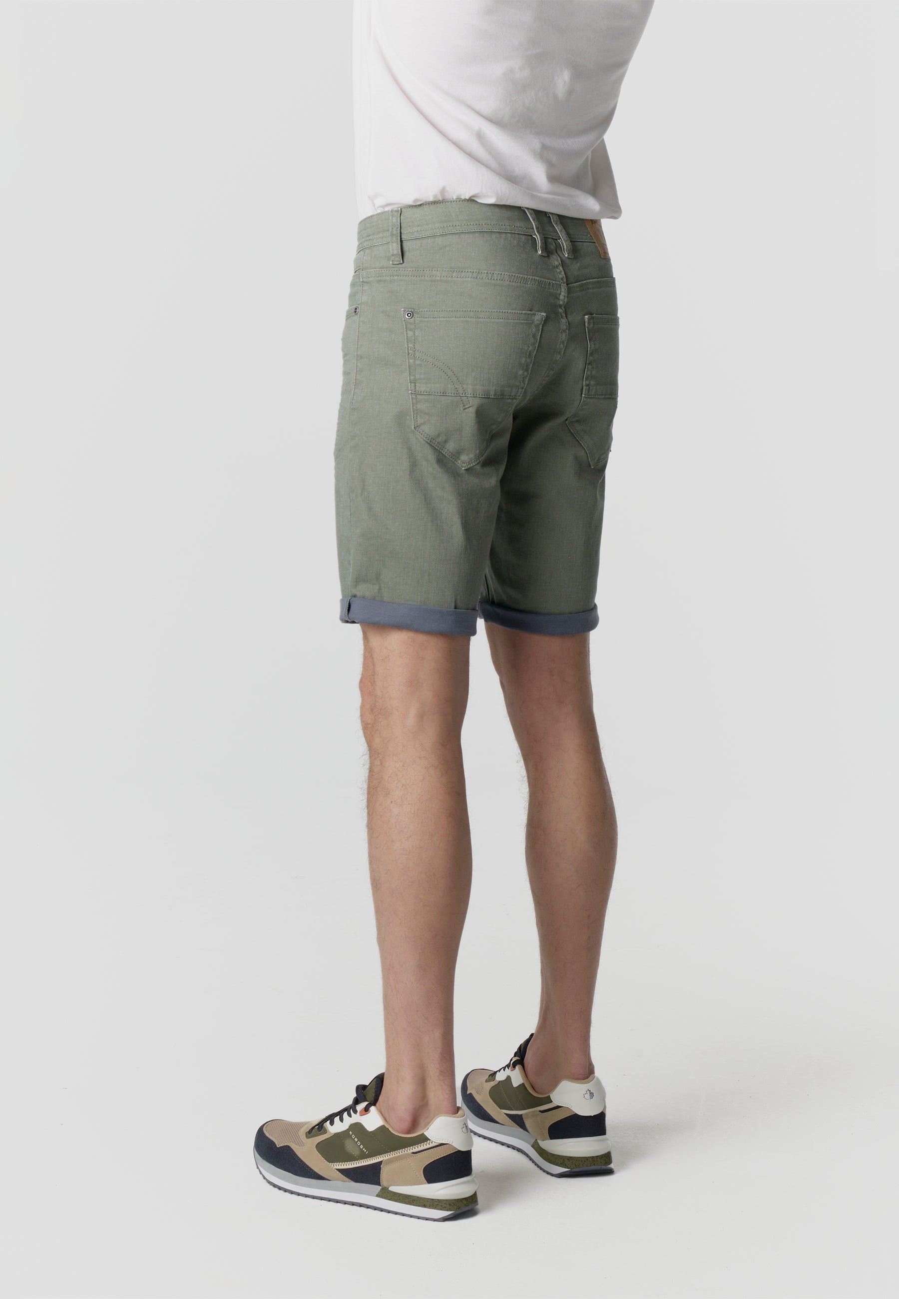 Bermuda Hombre Algodón Coated Regular – Koroshi 2611PS02