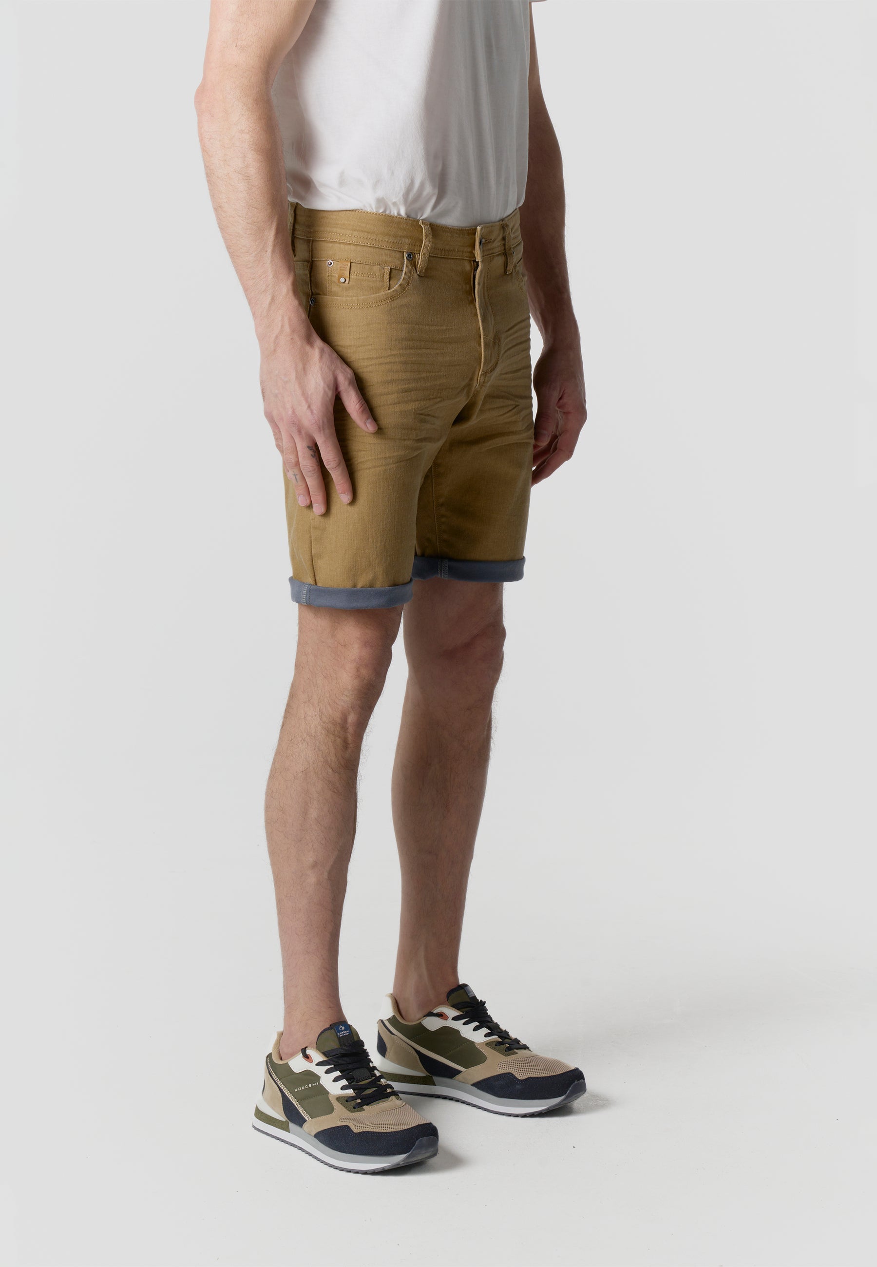 Bermuda Hombre Algodón Coated Regular – Koroshi 2611PS02