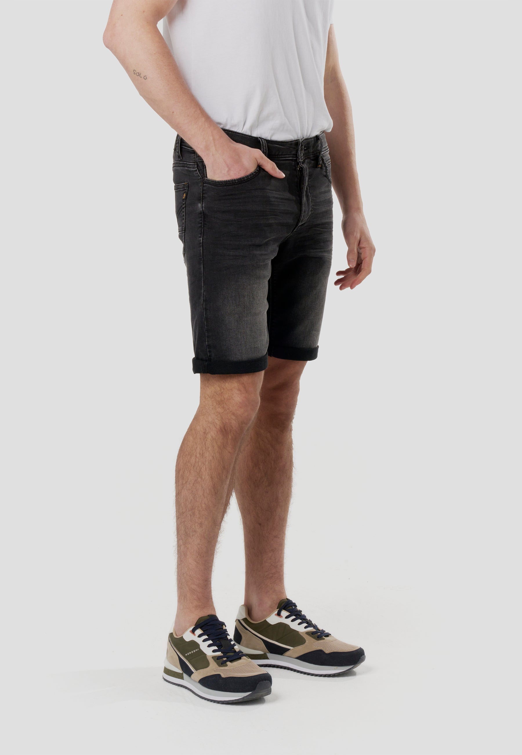 Bermuda Hombre Denim Knit Regular Negro – Koroshi 2611PS18