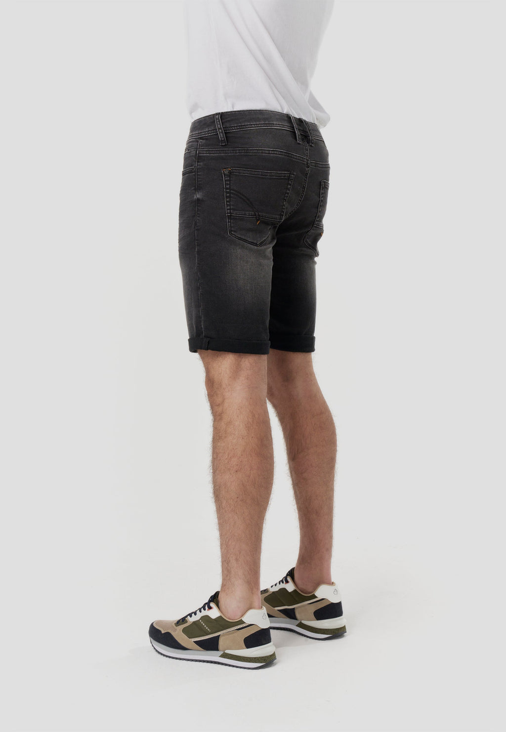 Bermuda Hombre Denim Knit Regular Negro – Koroshi 2611PS18