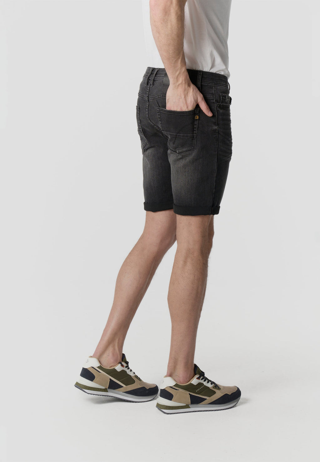 Bermuda Hombre Denim Regular Negro – Koroshi 2611PS26