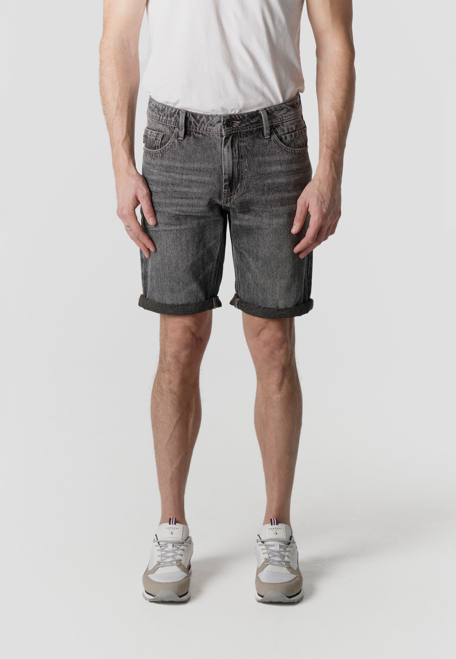 Bermuda Hombre Denim Lavado con Vuelta Negro – Koroshi 2611PS46