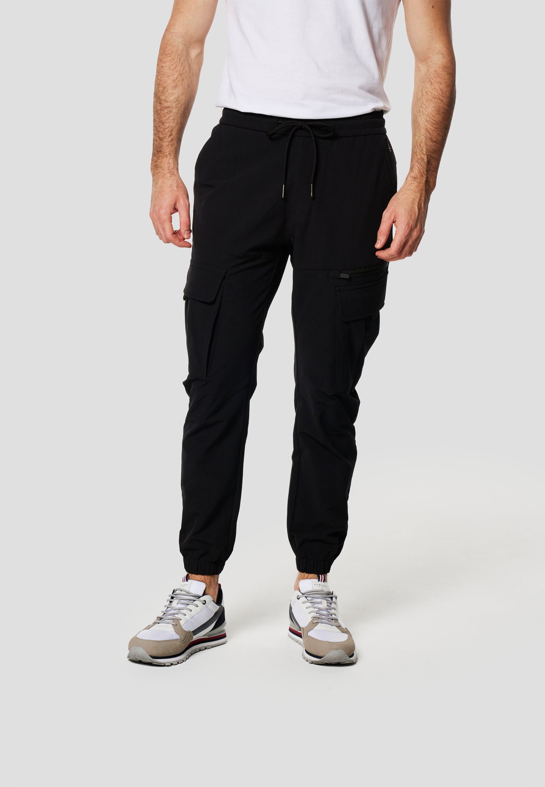 Pantalón Jogger Largo Hombre Elástico Negro  | Koroshi