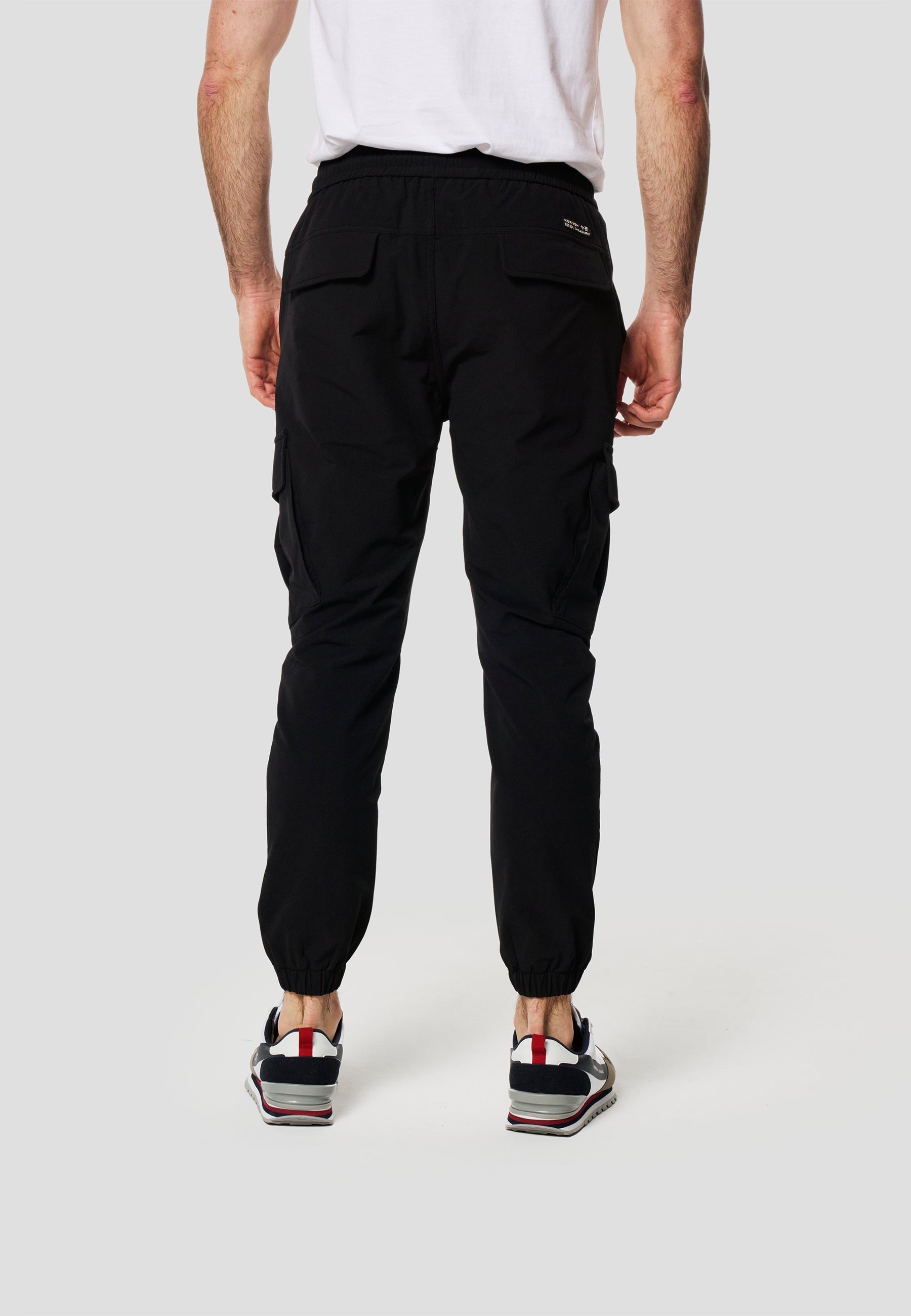 Pantalón Jogger Largo Hombre Elástico Negro  | Koroshi
