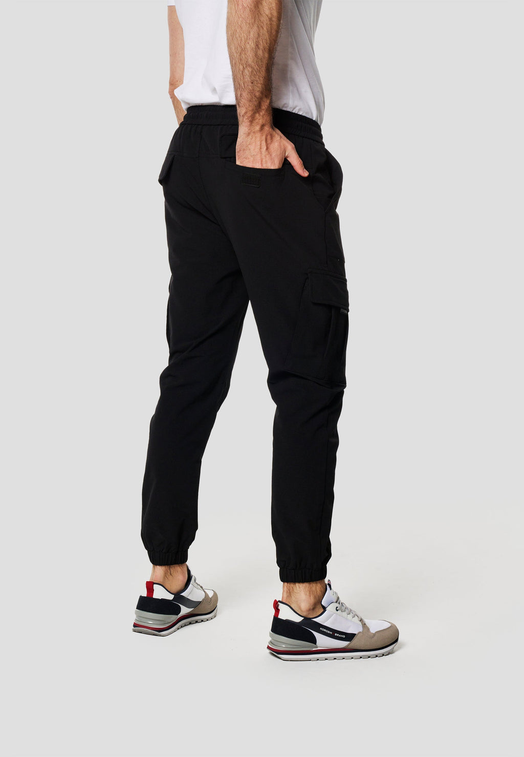 Pantalón Jogger Largo Hombre Elástico Negro  | Koroshi