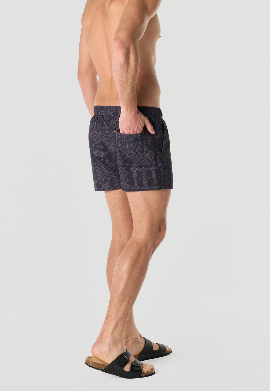 Bañador Hombre Corto Estampado Étnico – Koroshi Negro