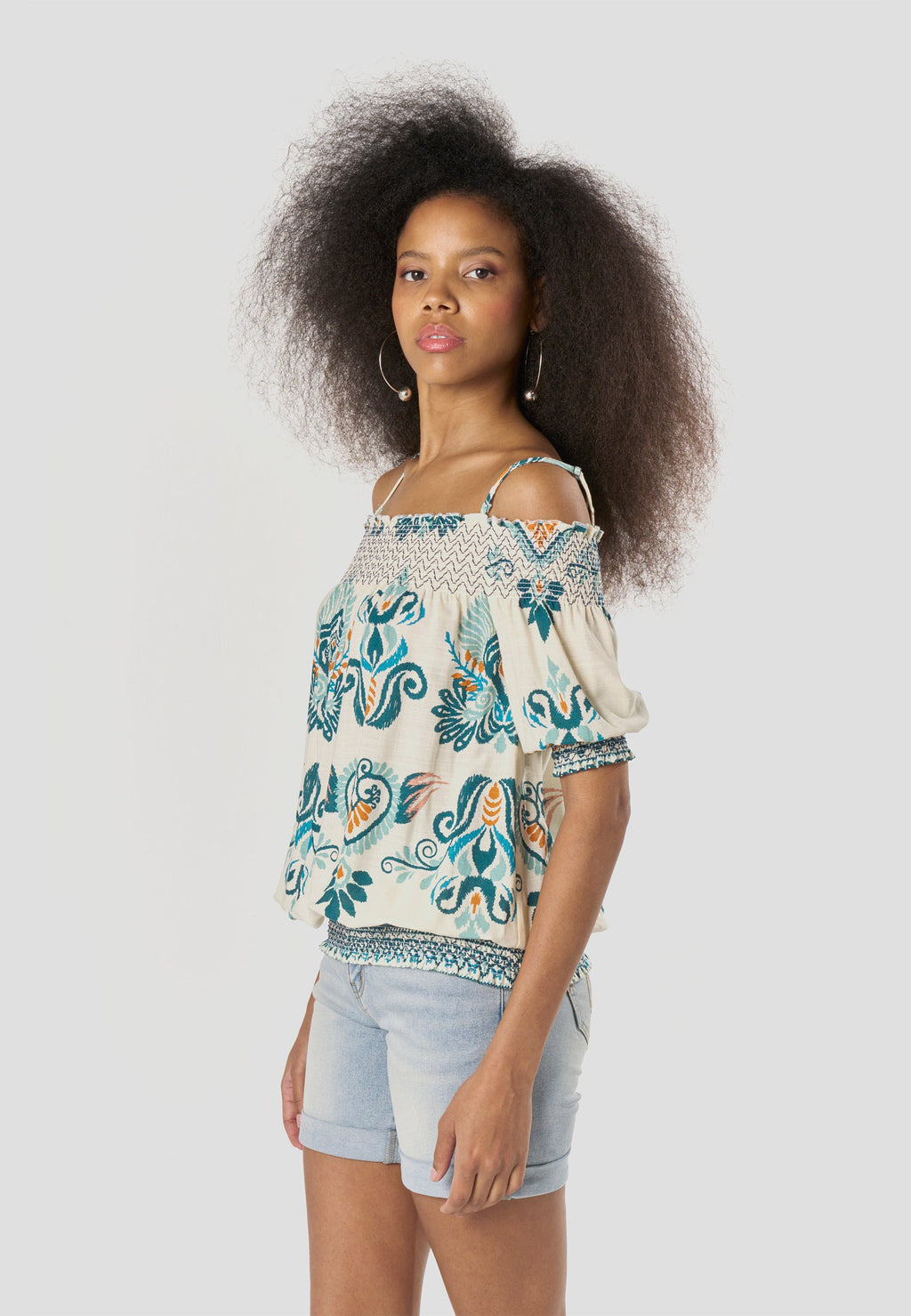 Blusa Mujer Hombro Descubierto Estampado Étnico – Koroshi Multicolor