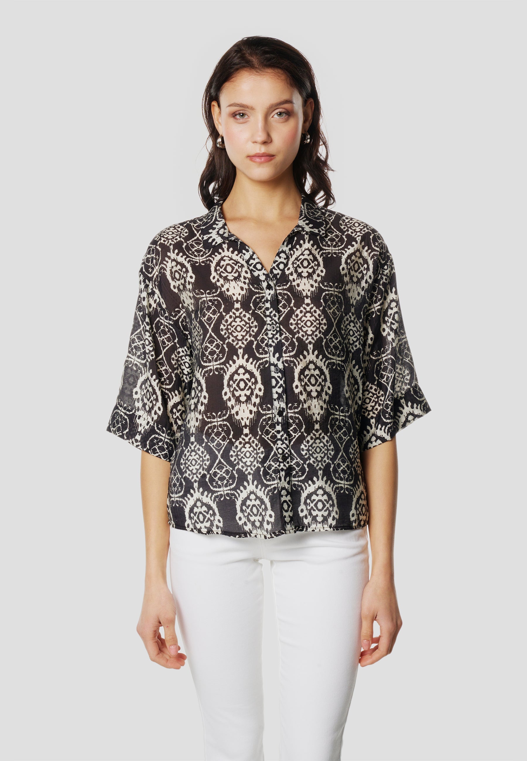 Camisa Mujer Manga Corta Estampada – Koroshi 2612BL11