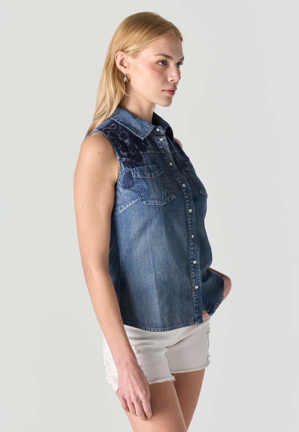 Camisa Mujer Sin Mangas Vaquera Bordada – Koroshi Azul