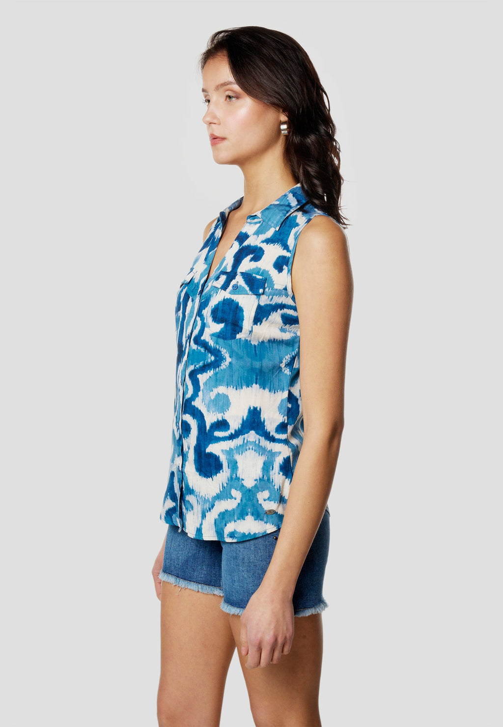 Blusa Mujer Sin Mangas Estampado Hojas Viscosa – Koroshi 2612BL78