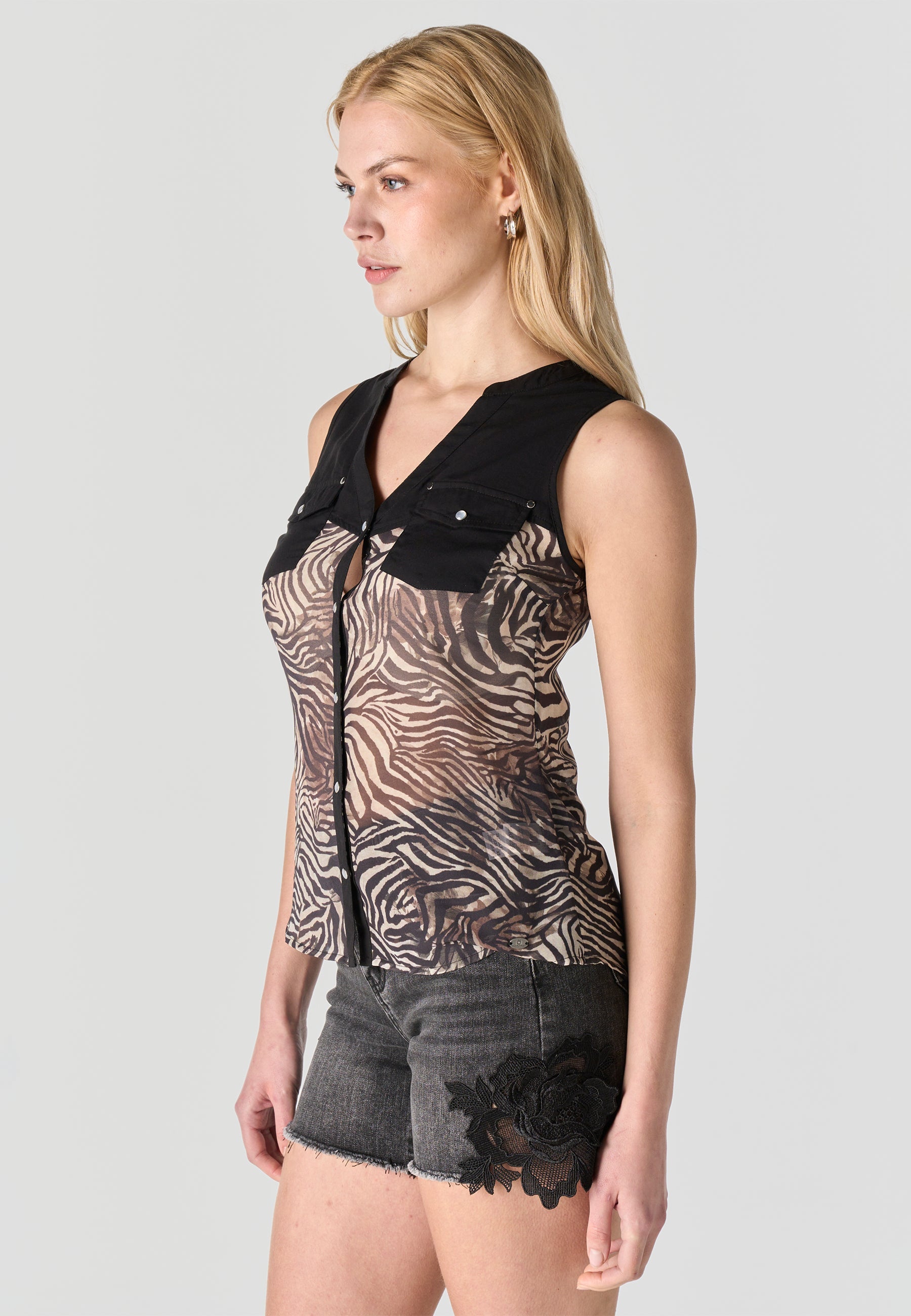Blusa Mujer Sin Mangas Estampado Mariposa – Koroshi 2612BL81