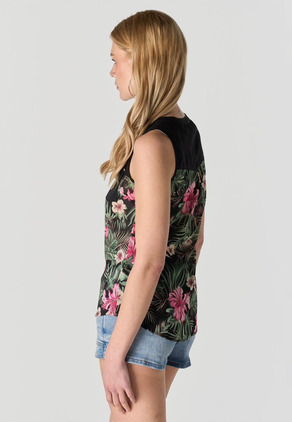 Blusa Mujer Sin Mangas Estampado Mariposa – Koroshi 2612BL81