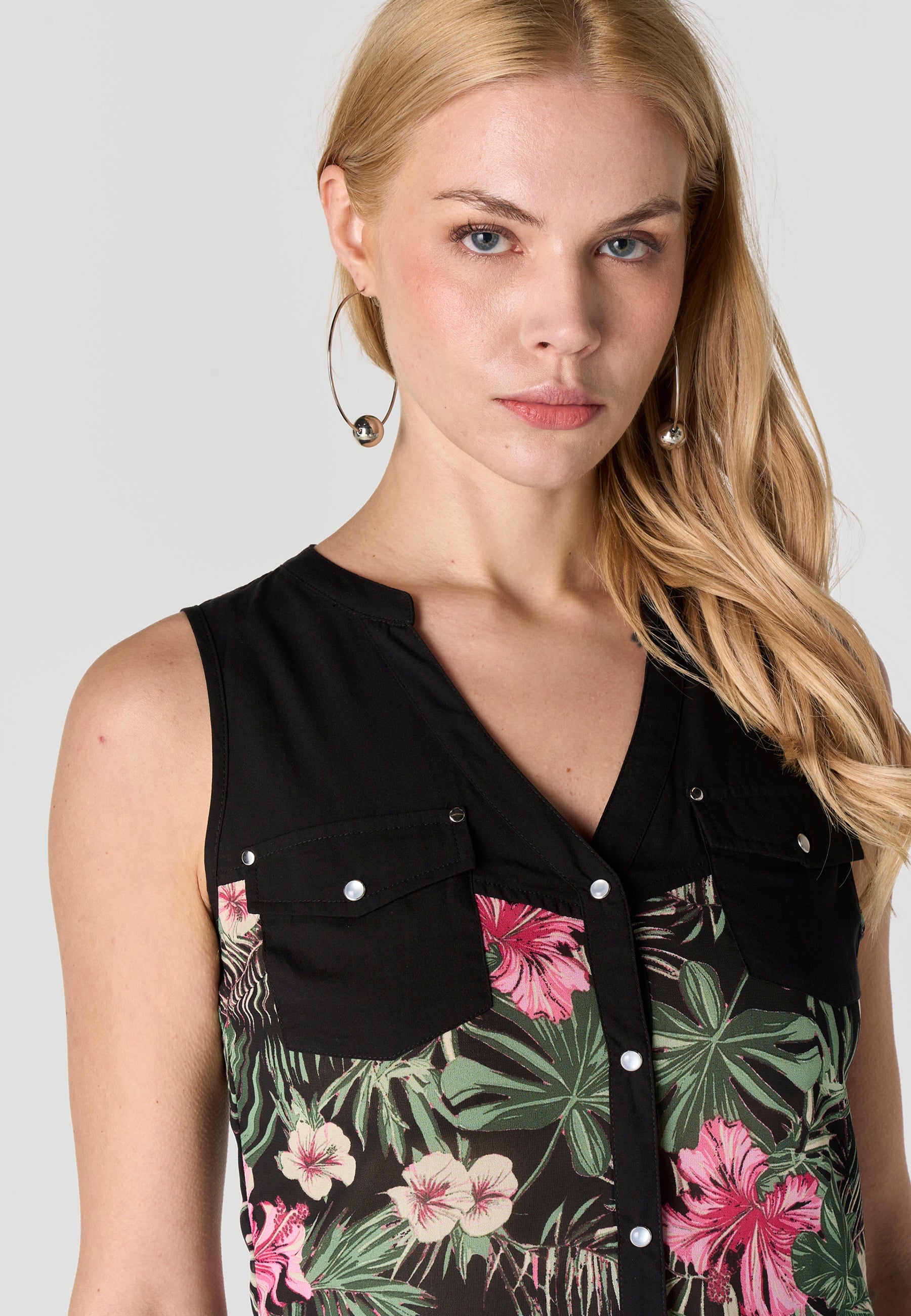 Blusa Mujer Sin Mangas Estampado Mariposa – Koroshi 2612BL81