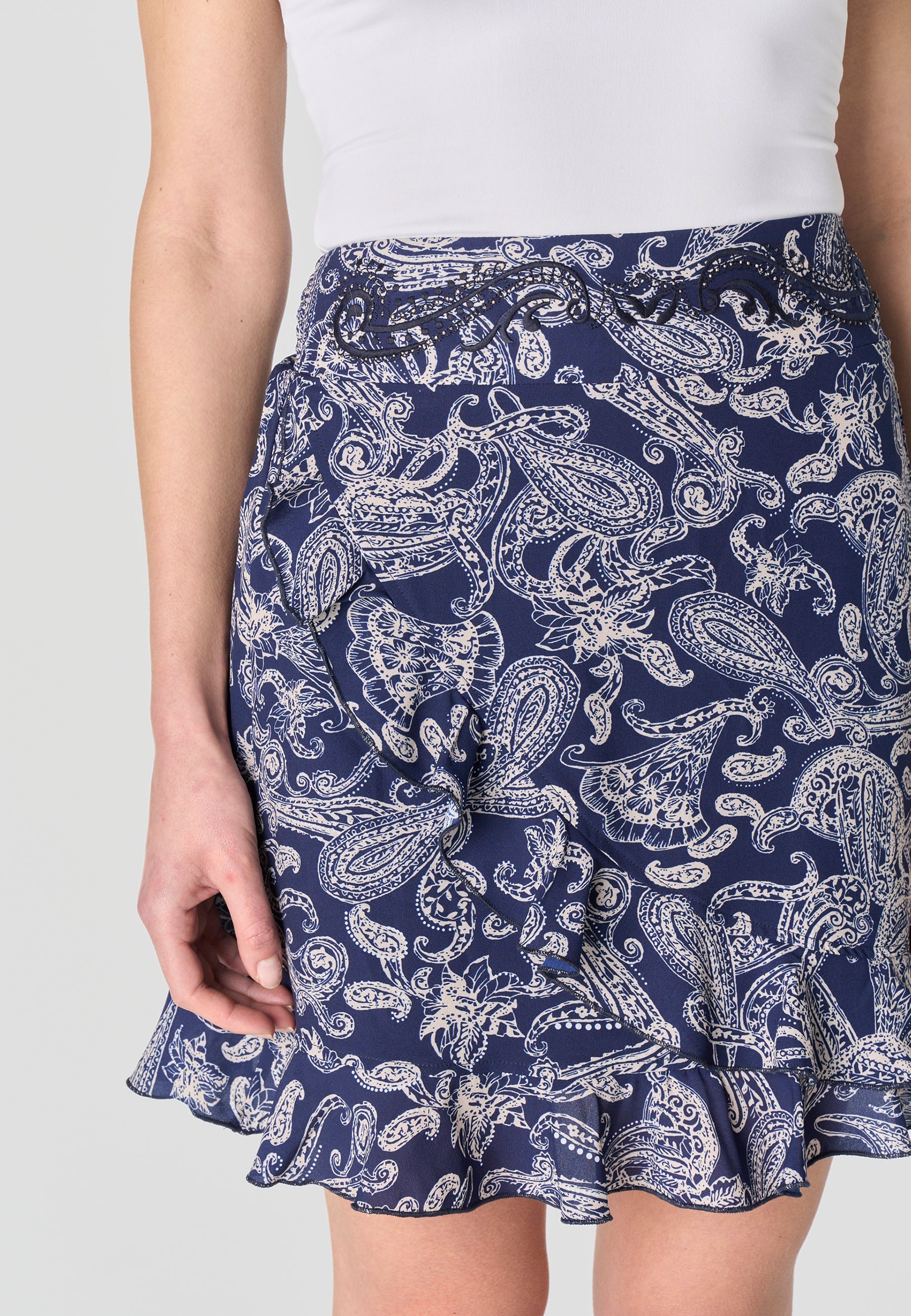 Falda Mujer Corta Gasa Estampada Volantes – Koroshi Navy