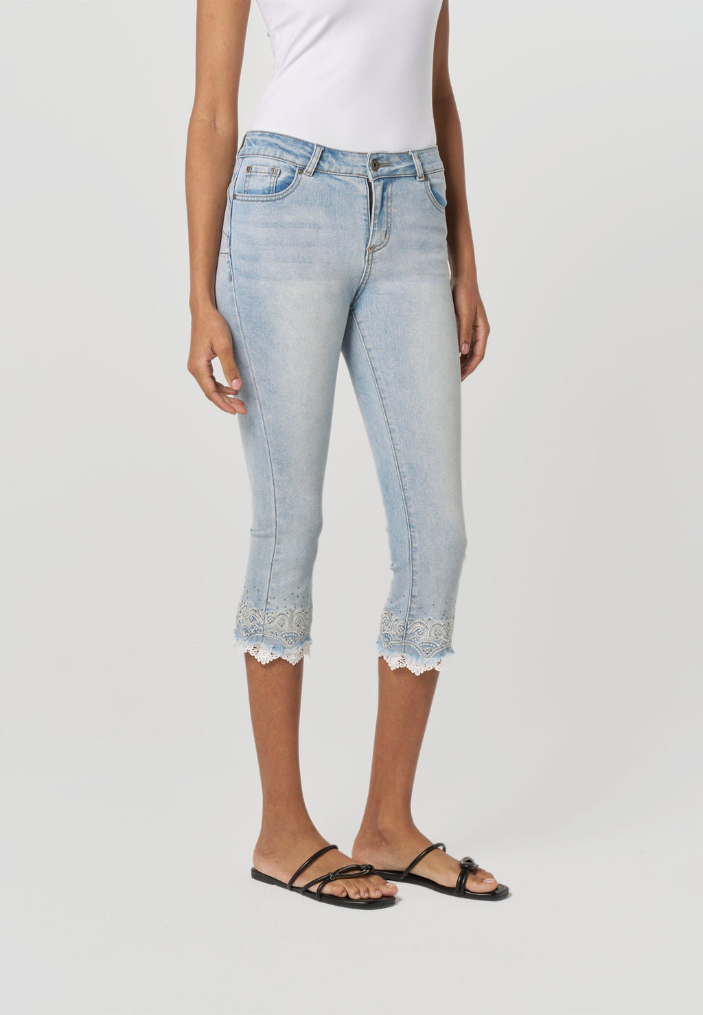 Pantalón Pirata Push Up Mujer Denim Bajo Encaje – Koroshi Azul Claro