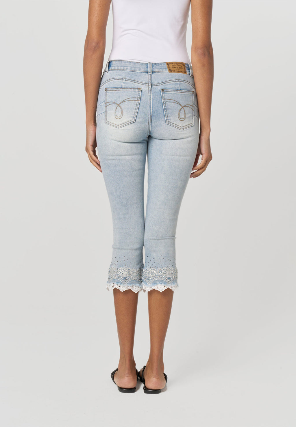 Pantalón Pirata Push Up Mujer Denim Bajo Encaje – Koroshi Azul Claro
