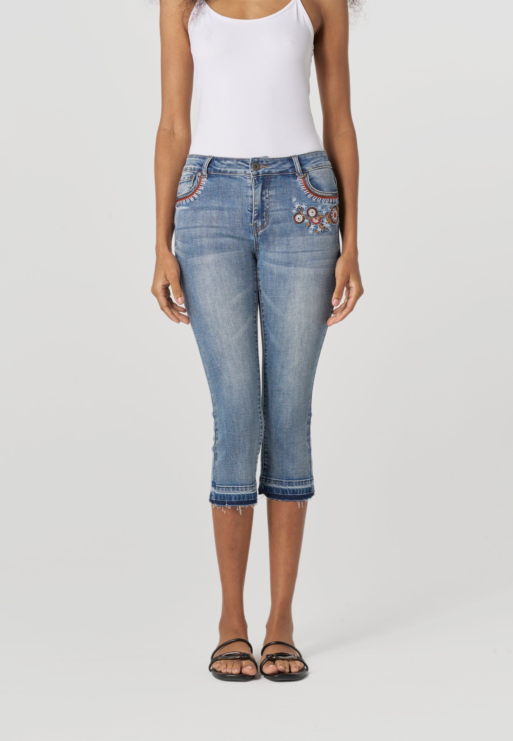 Pantalón Pirata Mujer Bordado – Koroshi Azul Medio