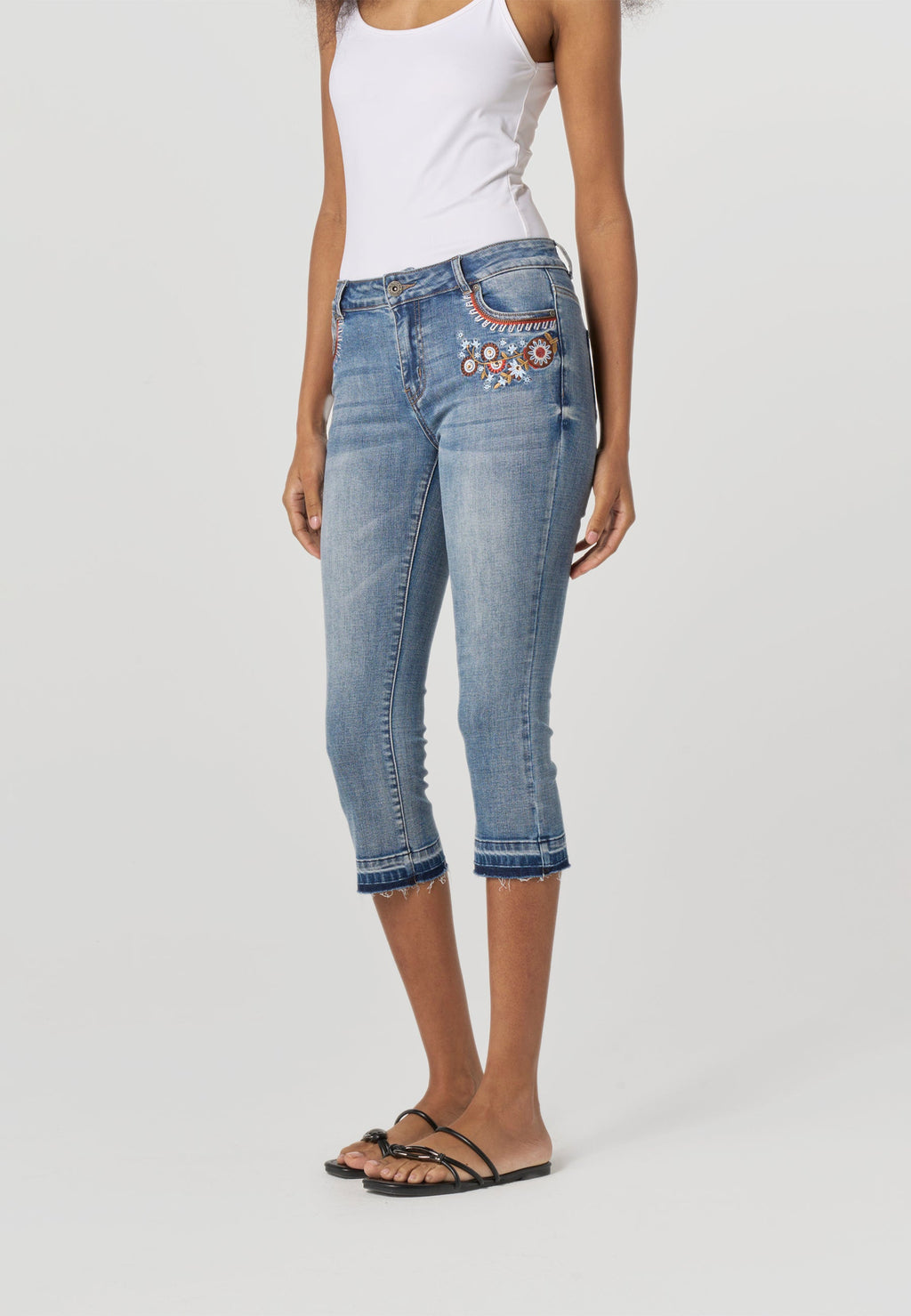 Pantalón Pirata Mujer Bordado – Koroshi Azul Medio