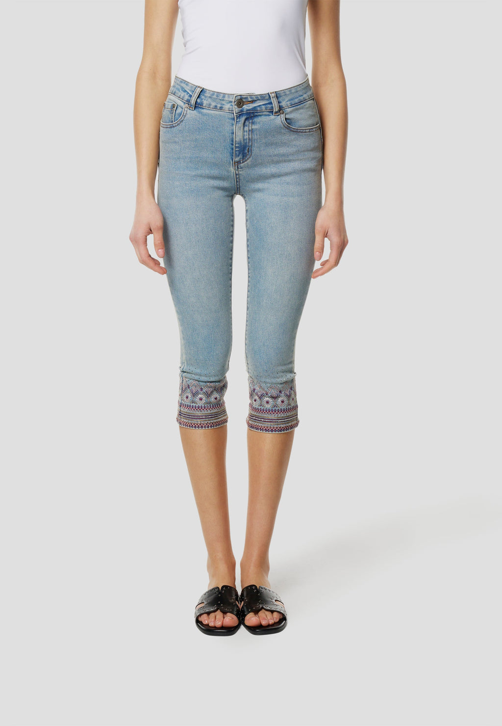 Pantalón Pirata Mujer Vaquero Bordado Brillos – Koroshi Azul