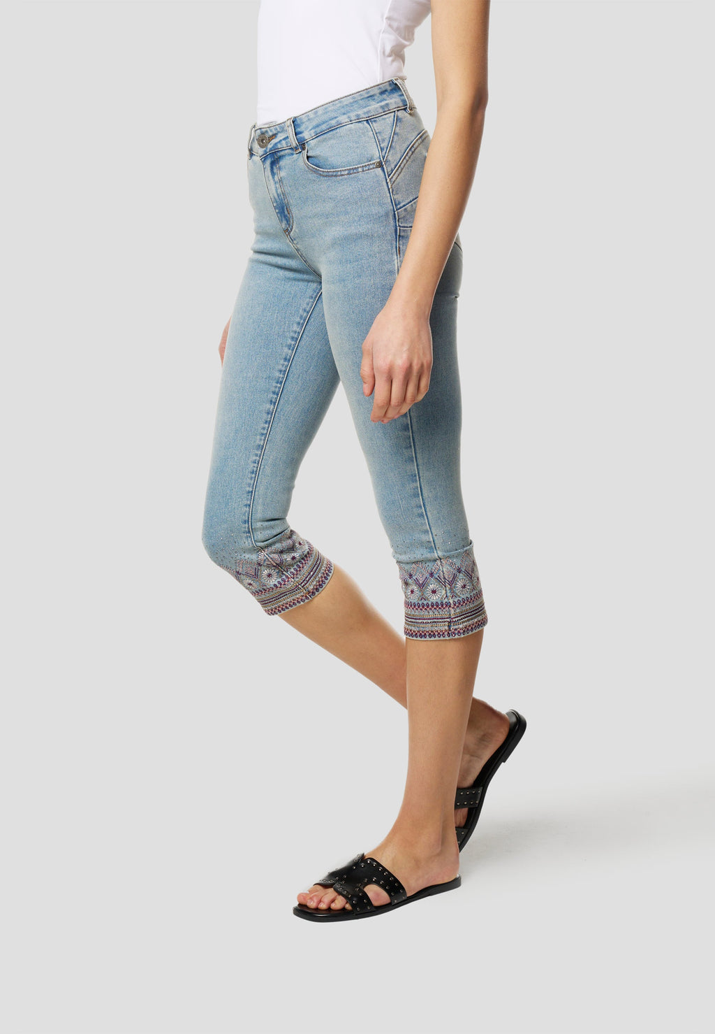 Pantalón Pirata Mujer Vaquero Bordado Brillos – Koroshi Azul