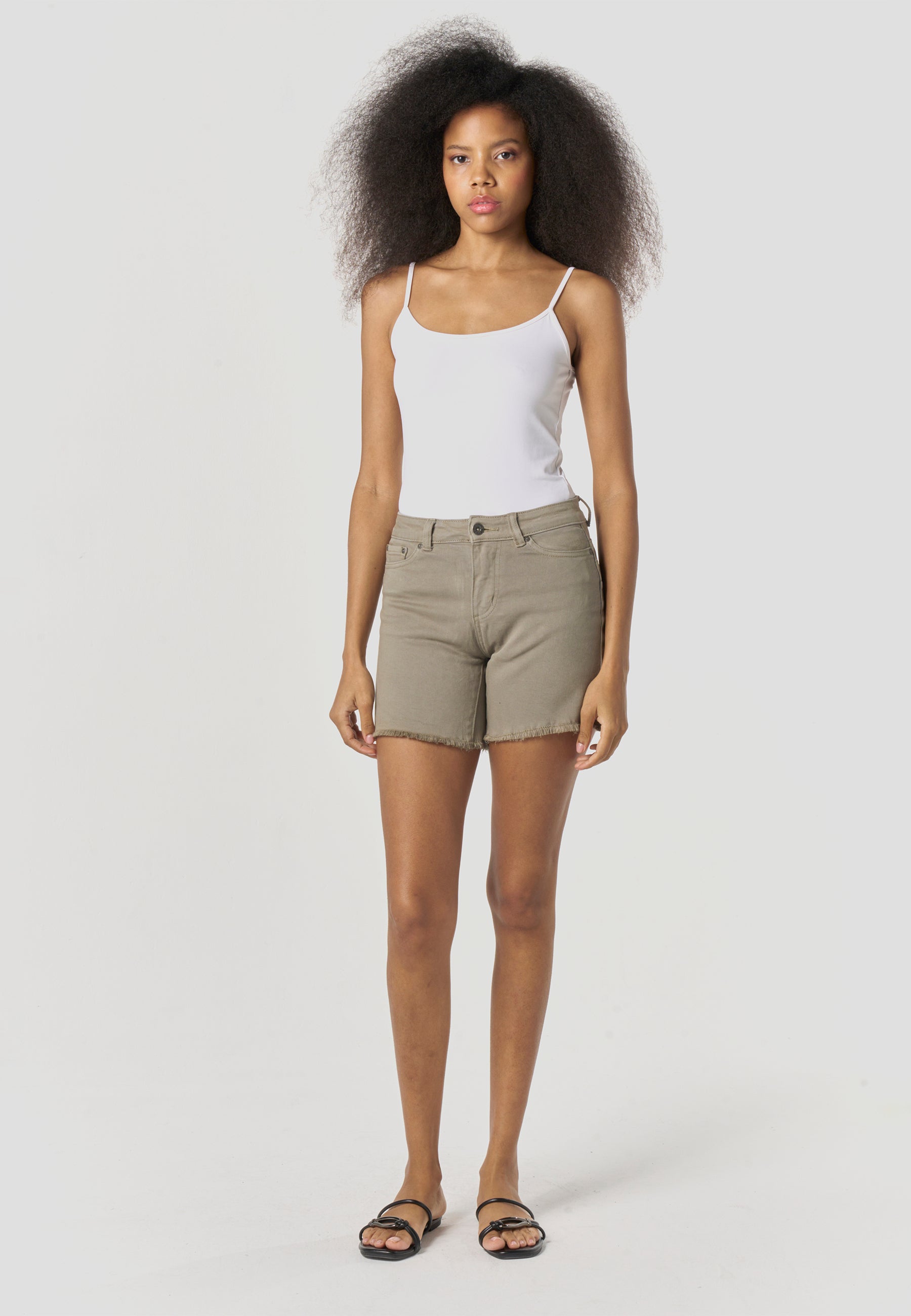 Pantalón Corto Mujer Algodón Bajo Desflecado – Koroshi 2612PS45