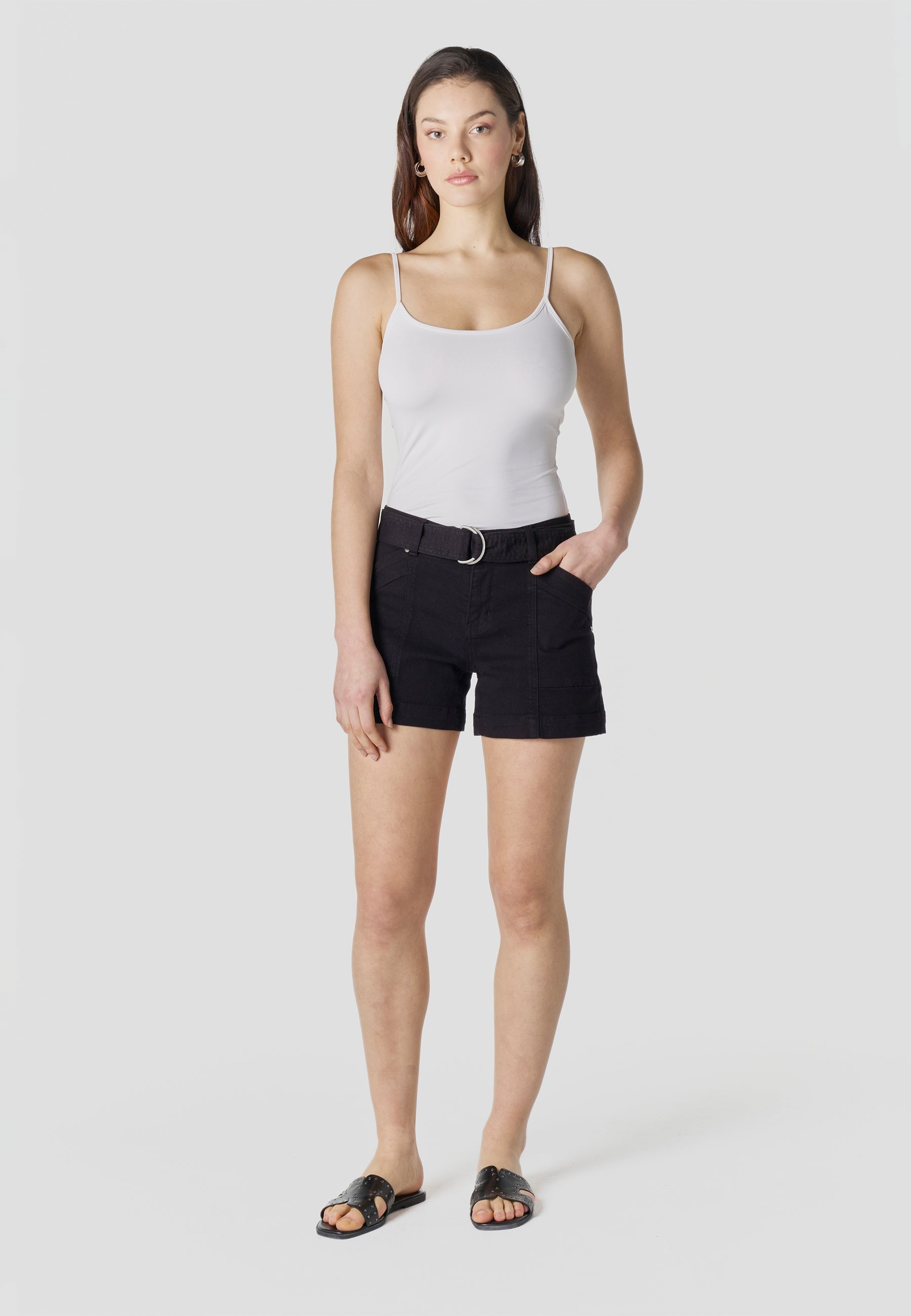 Pantalón Corto Mujer con Cinturón Cinco Bolsillos – Koroshi 2612PS55