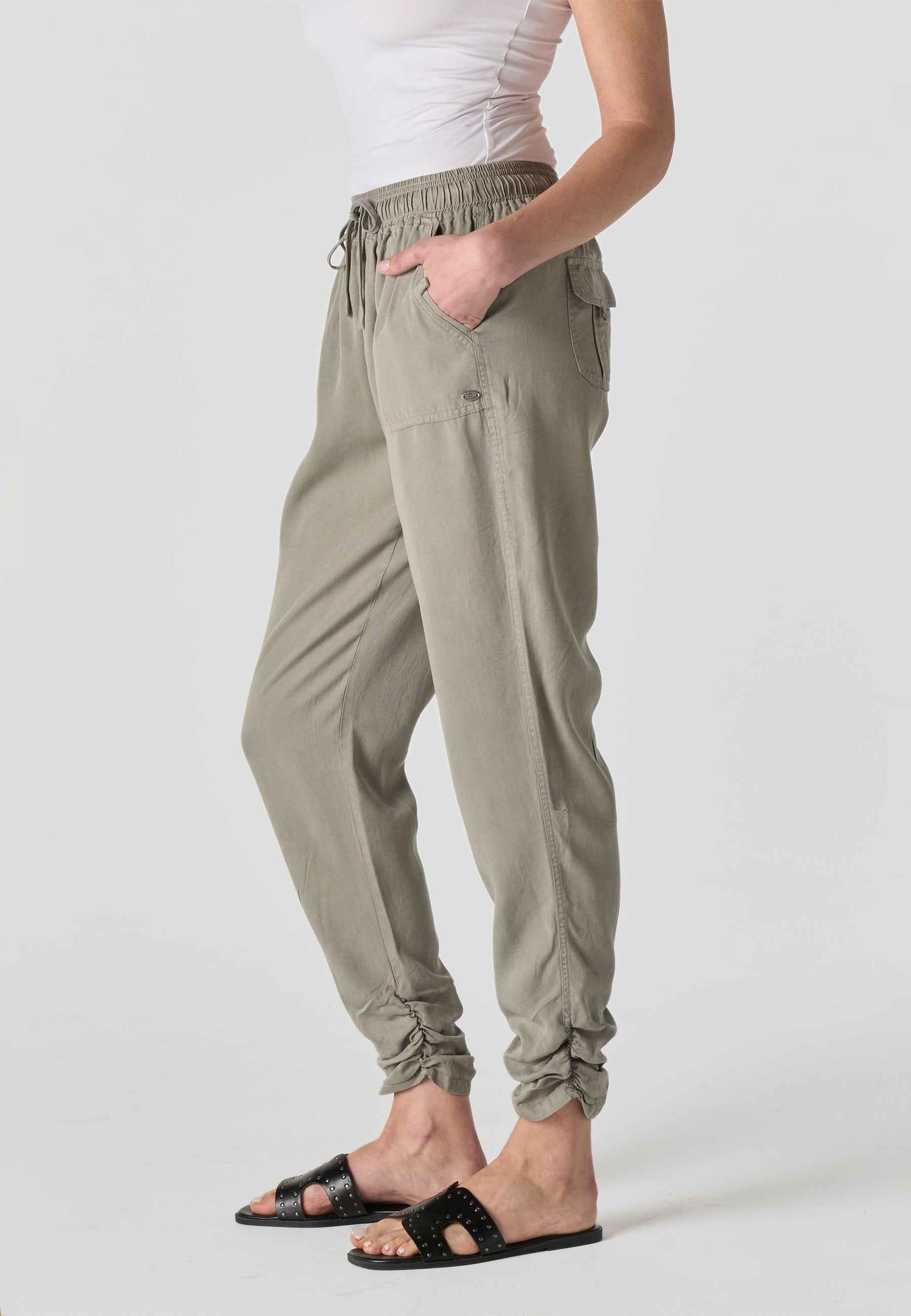 Pantalón Jogger Mujer Lyocell – Koroshi 2612PT86