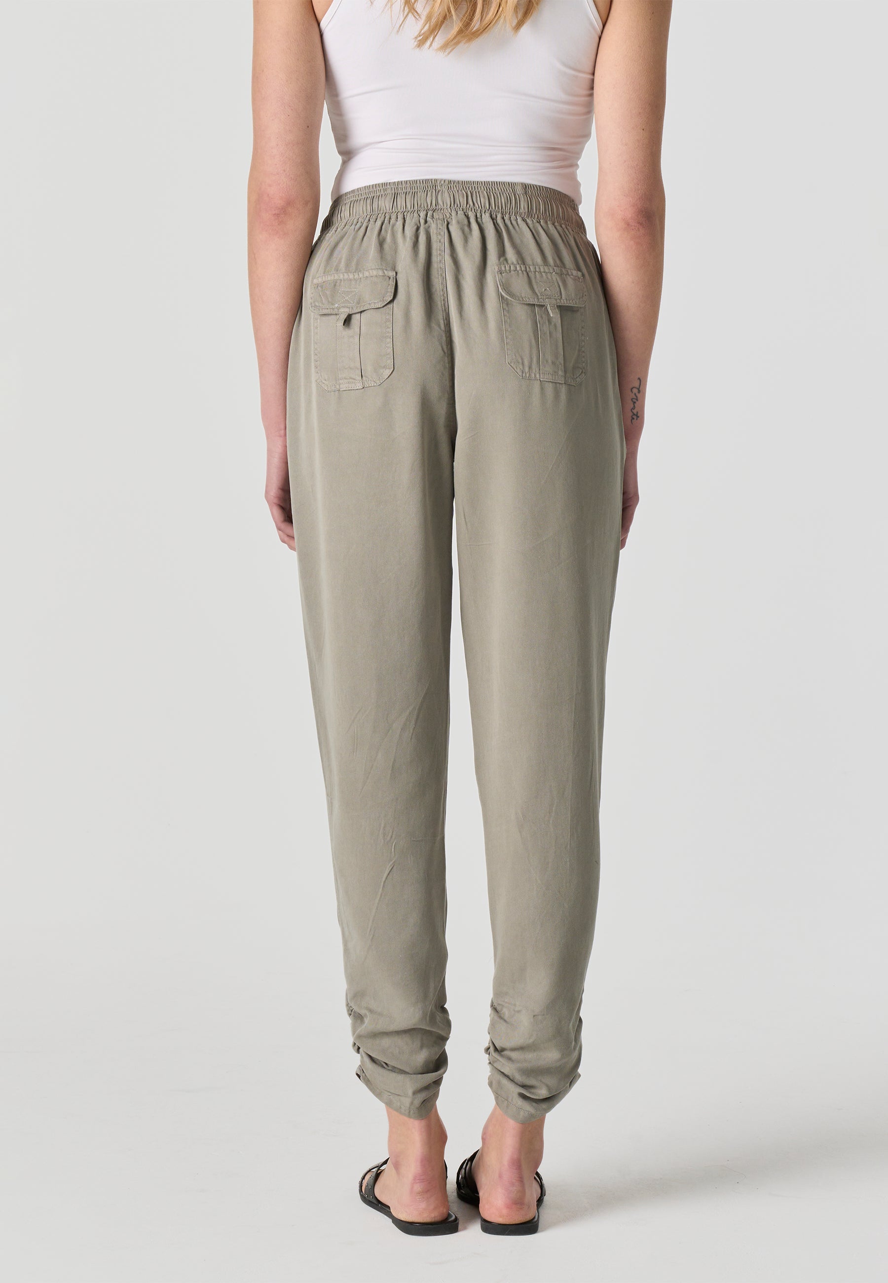 Pantalón Jogger Mujer Lyocell – Koroshi 2612PT86