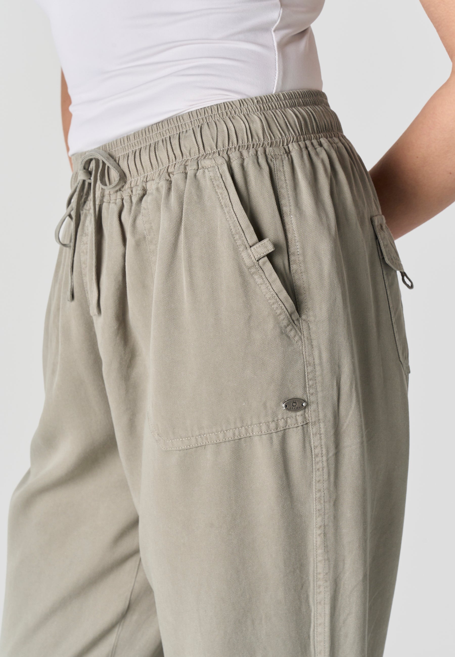 Pantalón Jogger Mujer Lyocell – Koroshi 2612PT86