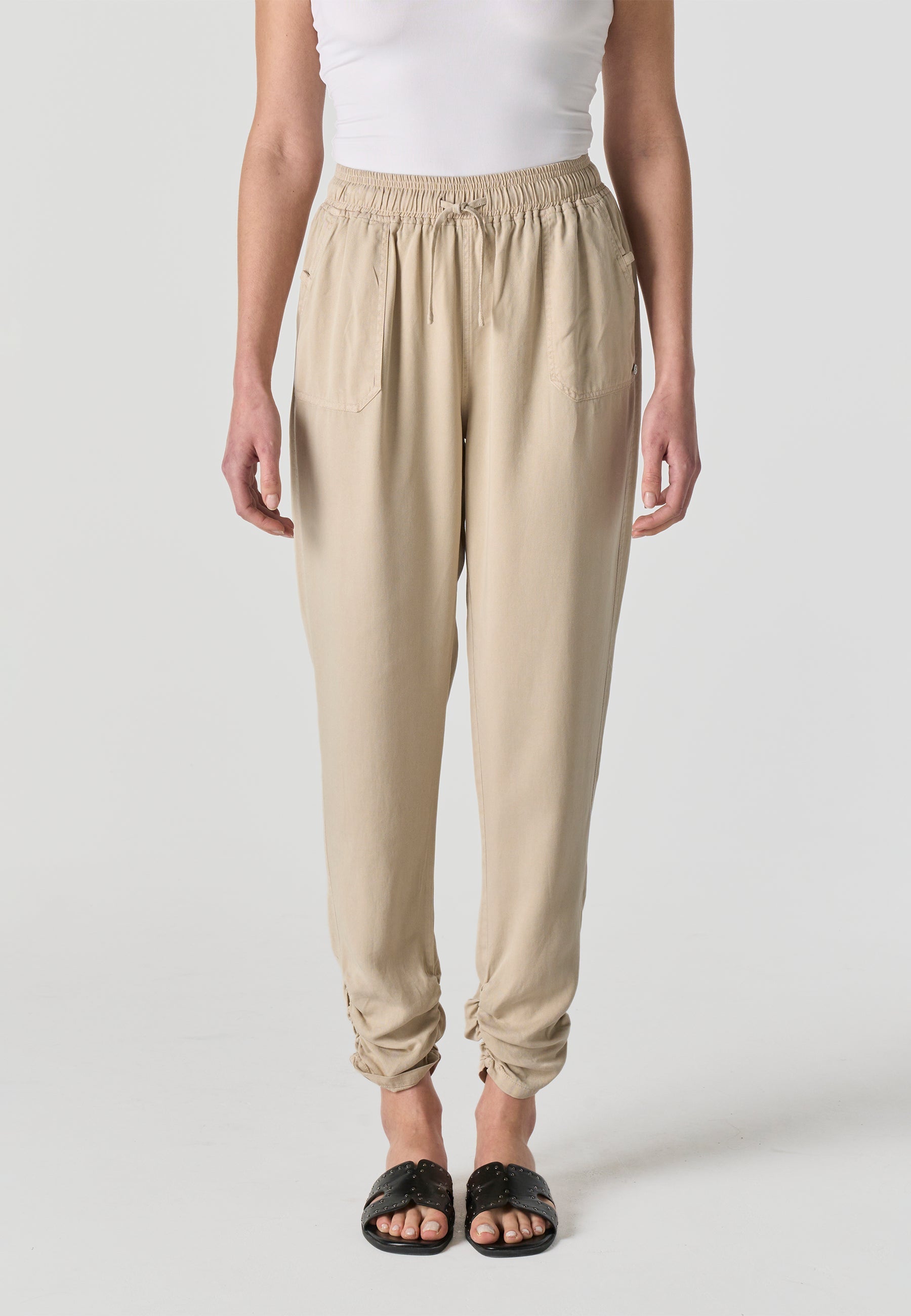 Pantalón Jogger Mujer Lyocell – Koroshi 2612PT86