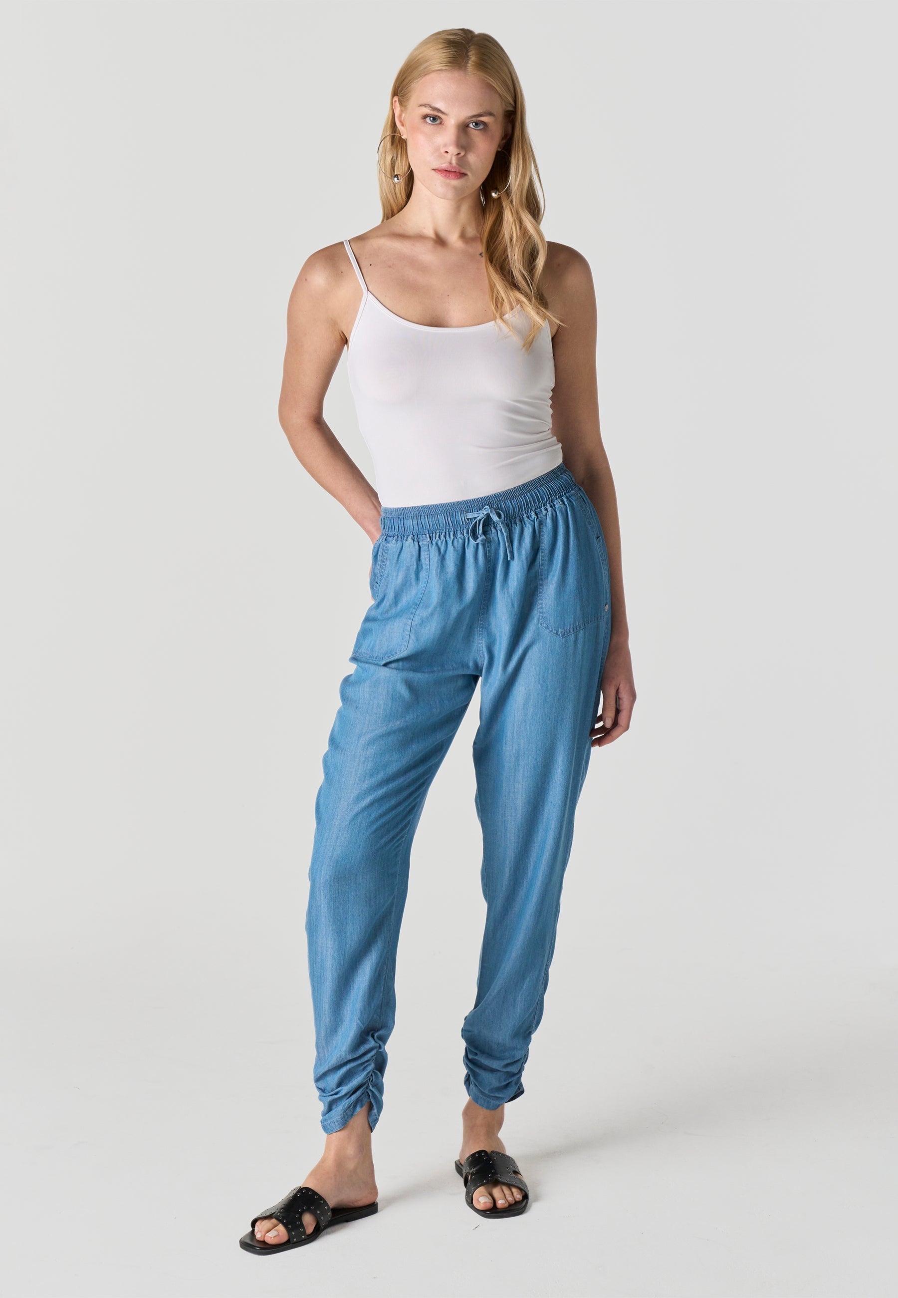 Pantalón Jogger Mujer Lyocell – Koroshi 2612PT86