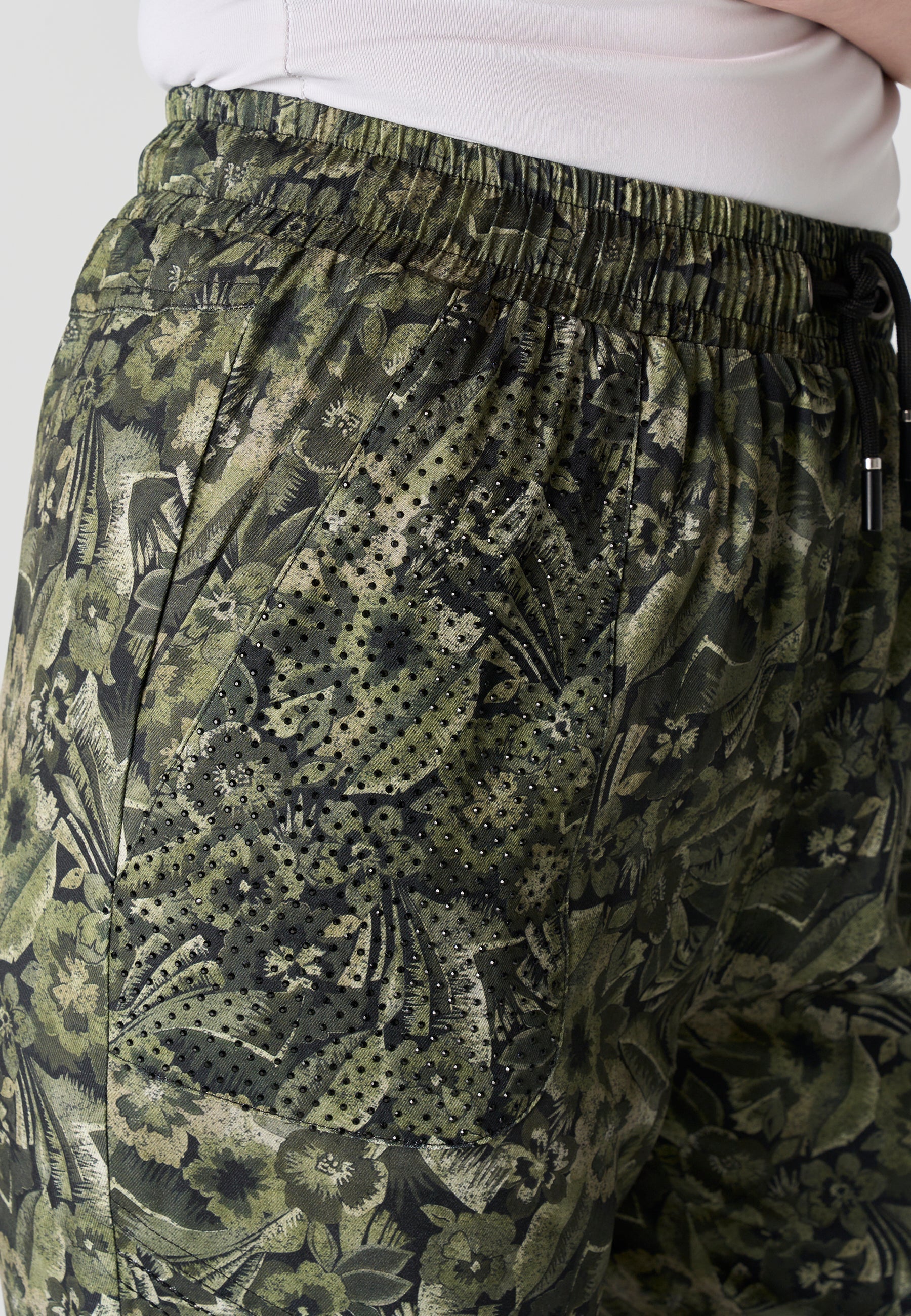 Pantalón Jogger Mujer Estampado – Koroshi Kaki