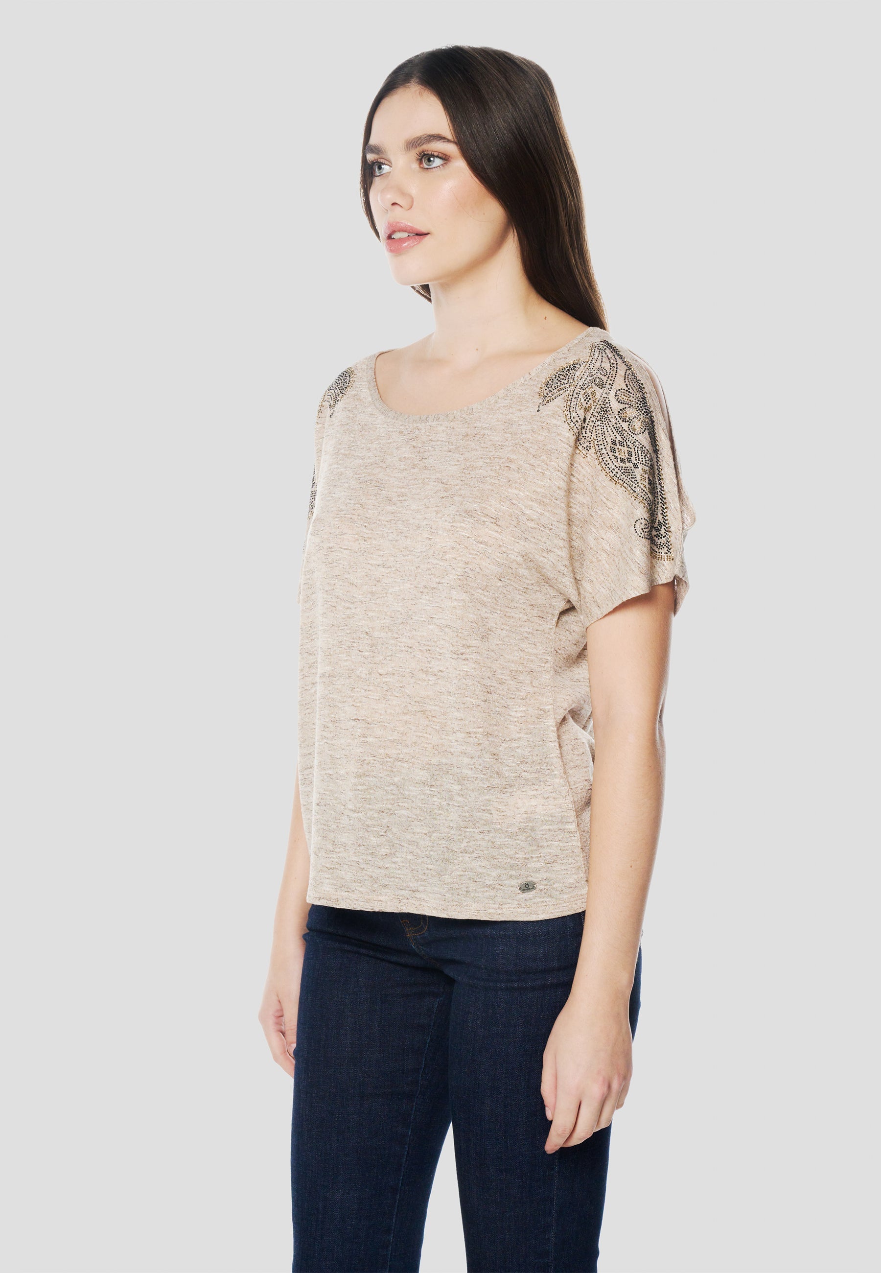 Camiseta Mujer Manga Corta Pedrería en Hombros – Koroshi 2612TP00