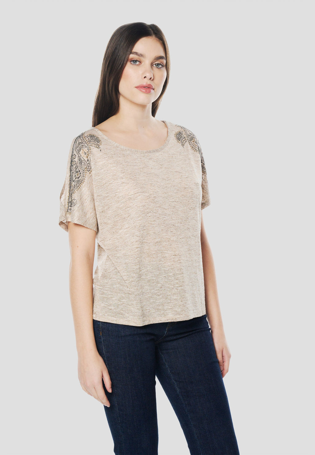Camiseta Mujer Manga Corta Pedrería en Hombros – Koroshi 2612TP00