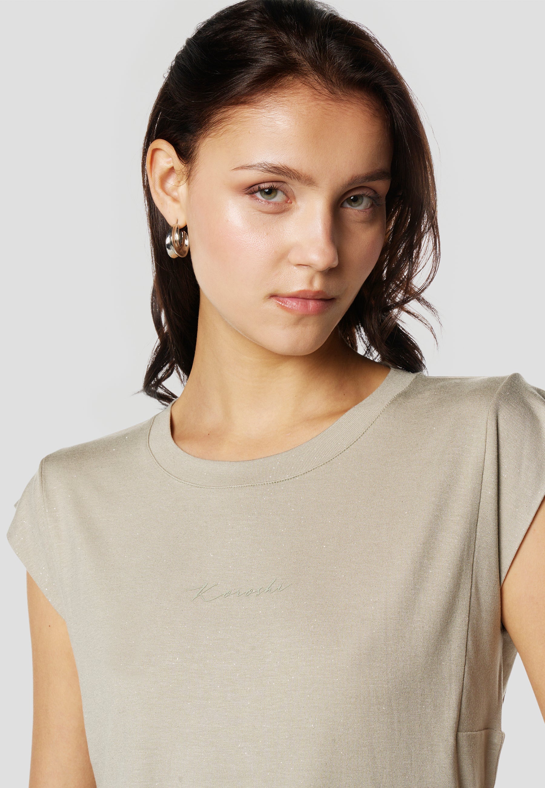 Camiseta Mujer Manga Corta Brillos con Logo – Koroshi 2612TP11