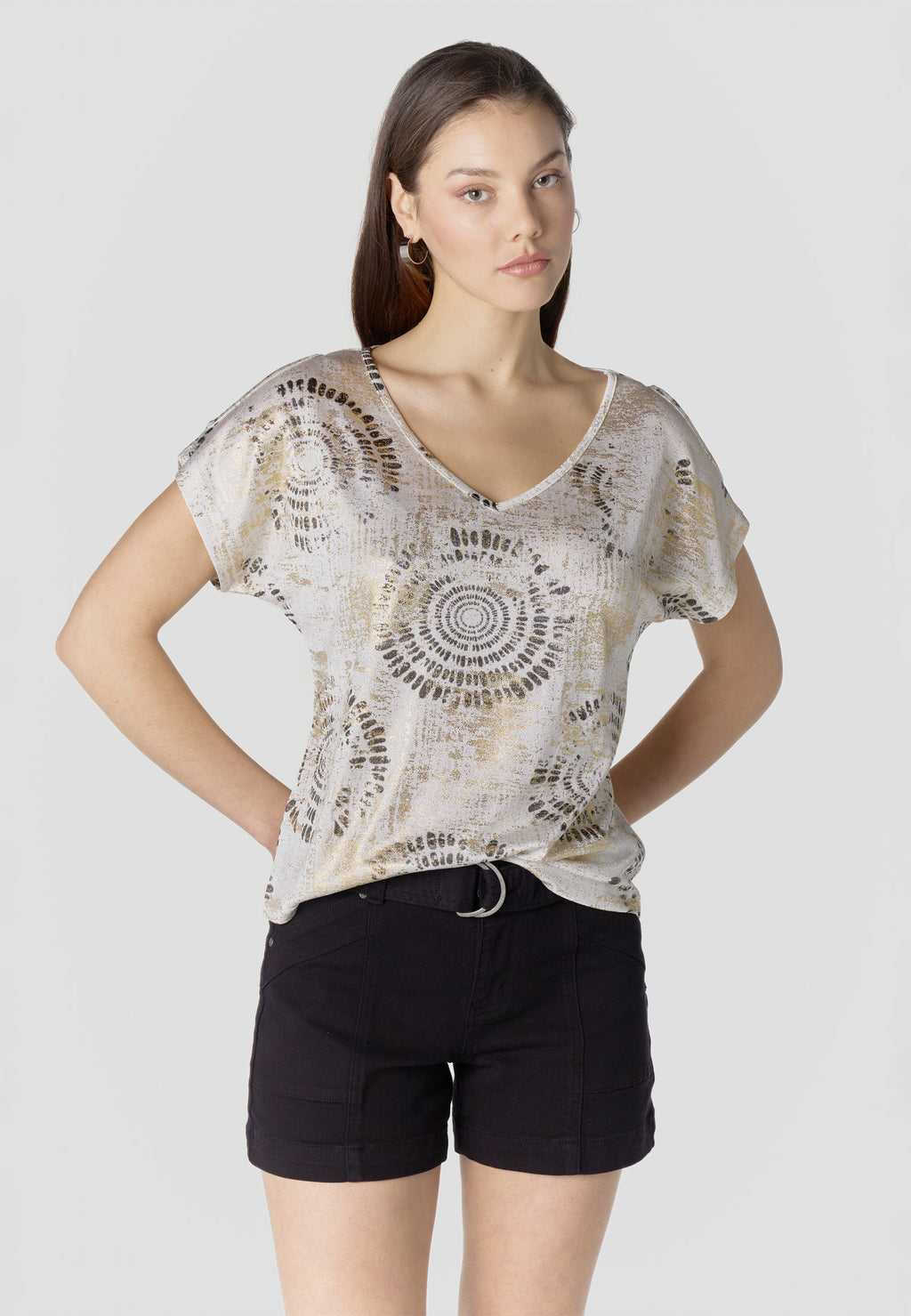 Camiseta Mujer Manga Corta Escote Pico Hombro Descubierto – Koroshi Blanca