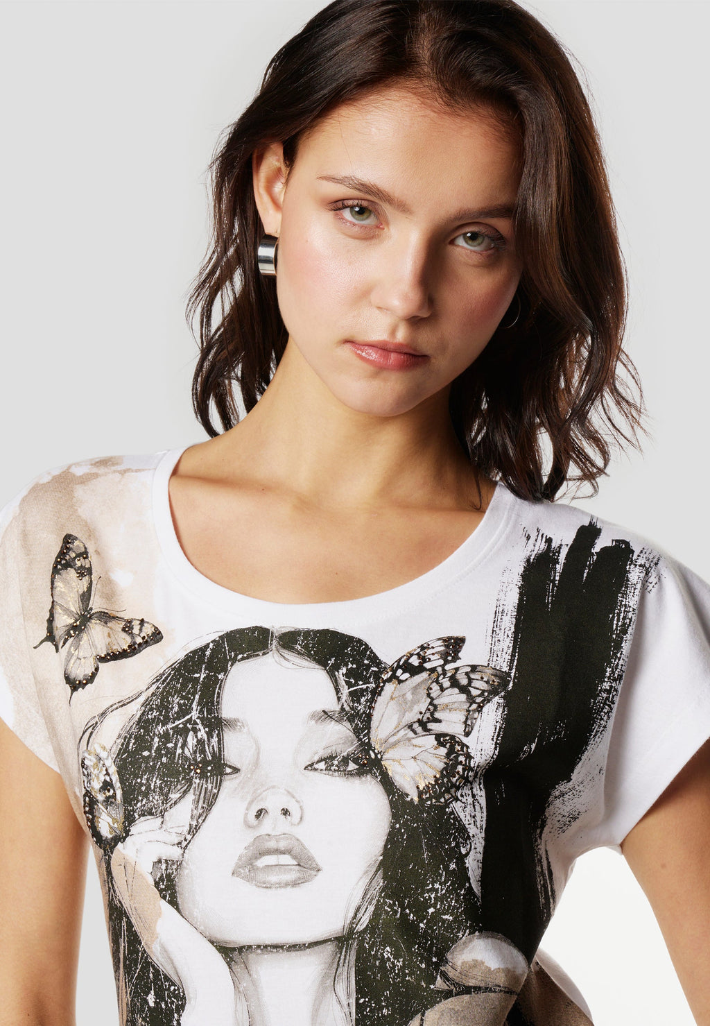 Camiseta Mujer Manga Corta Estampado Artístico – Koroshi Blanca
